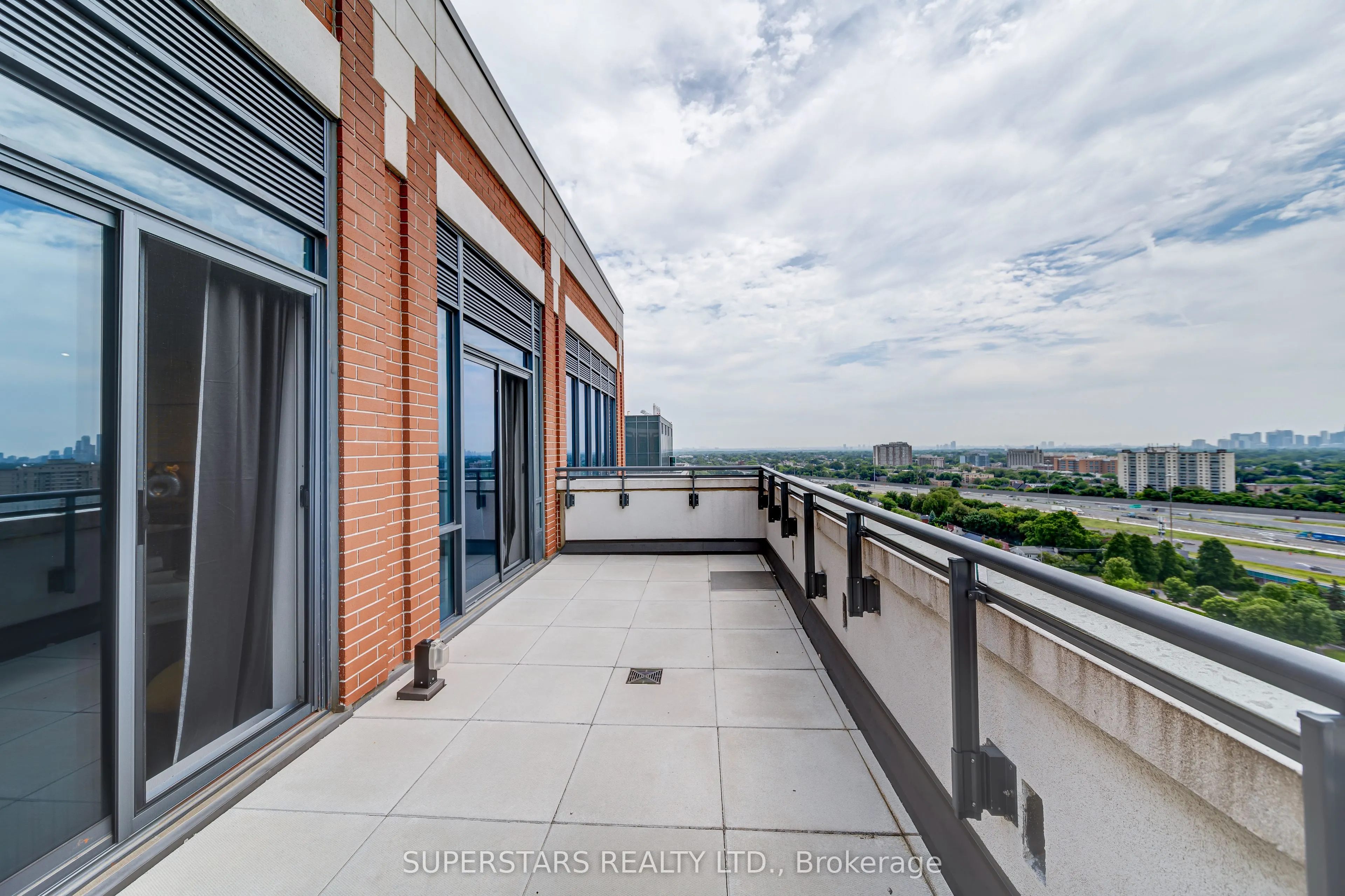 31 Tippett Road, #1705