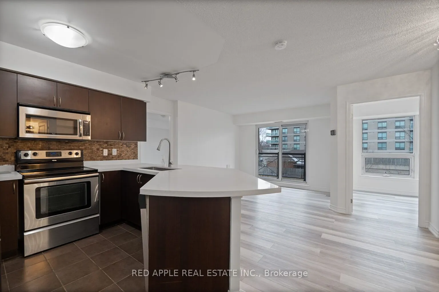 872 Sheppard Avenue W, #213