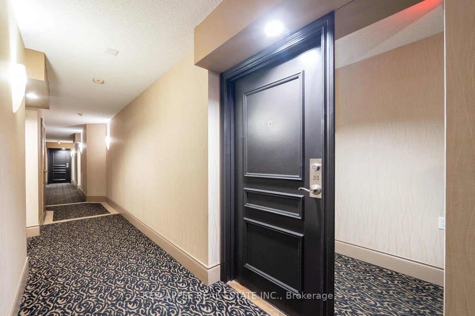 872 Sheppard Avenue W, #213