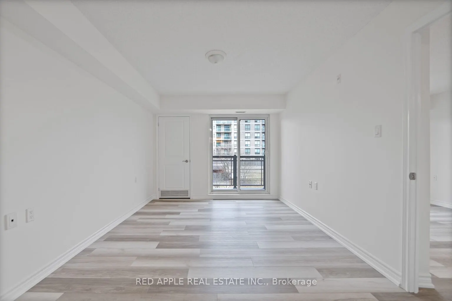 872 Sheppard Avenue W, #213