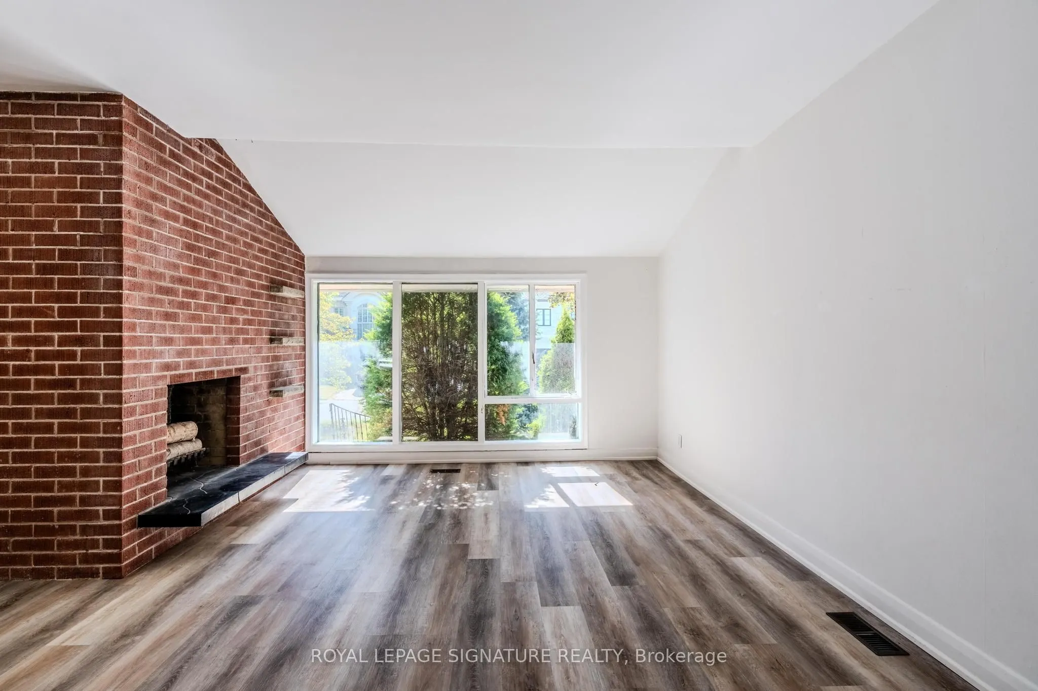 18 Greengate Road