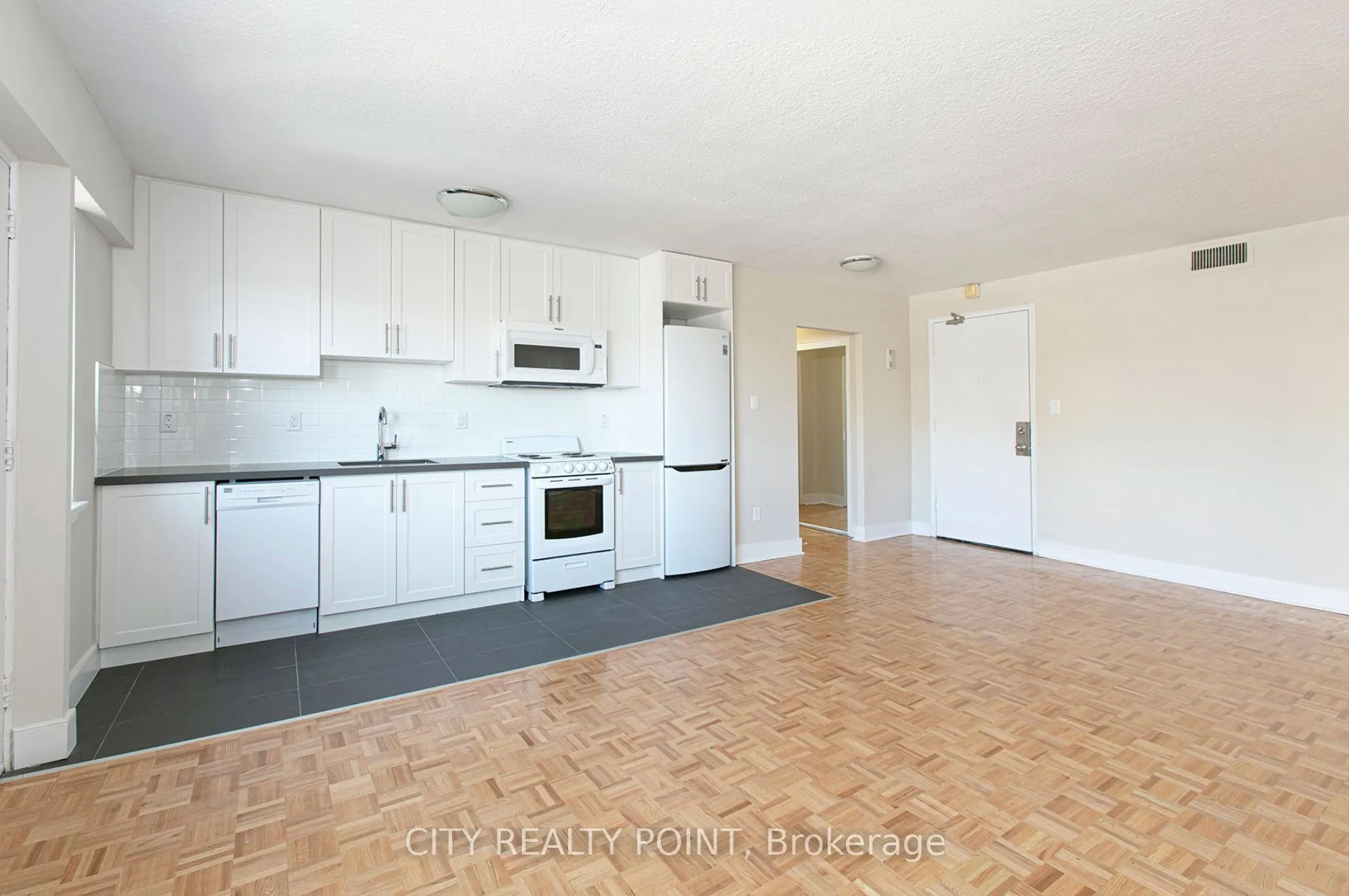 95 Lawton Boulevard, #401