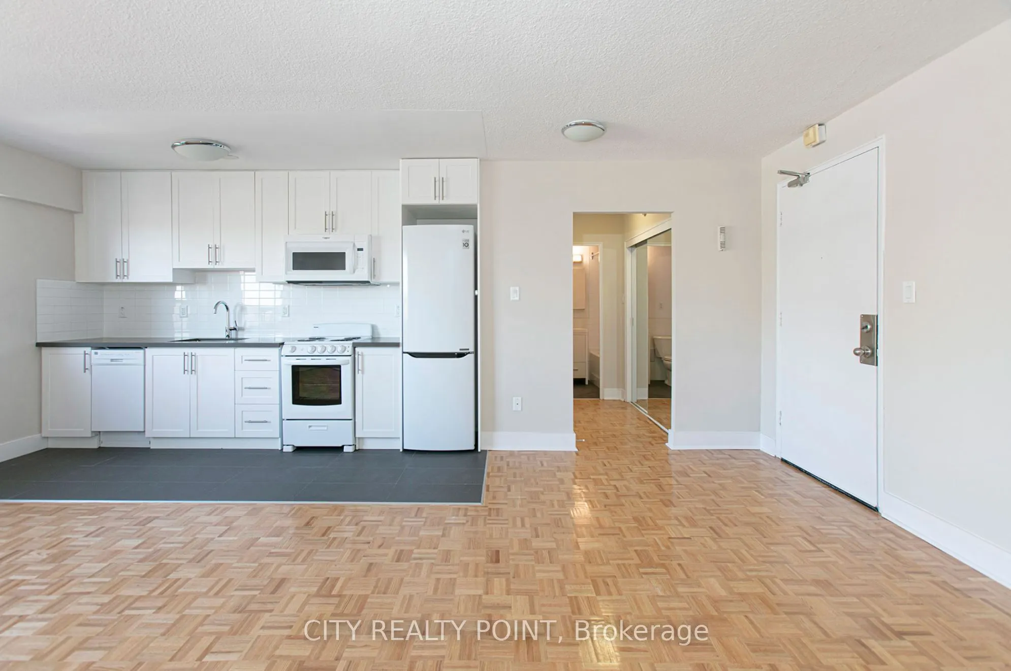 95 Lawton Boulevard, #401
