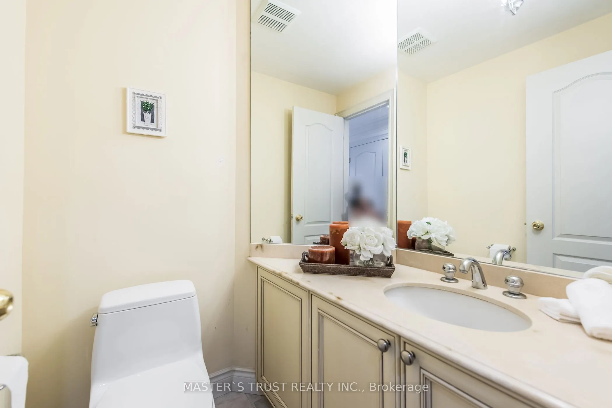 242 Empress Avenue