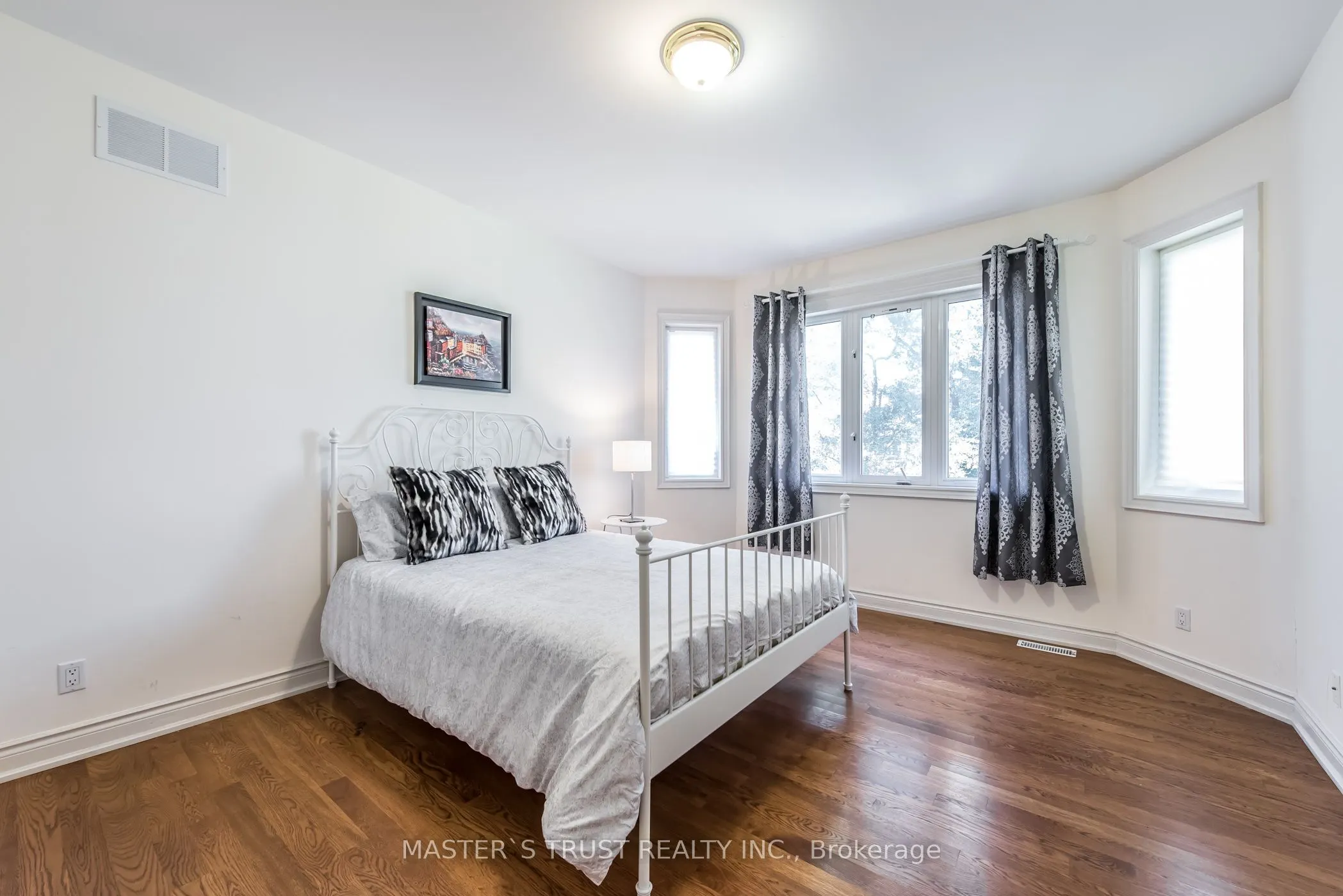 242 Empress Avenue