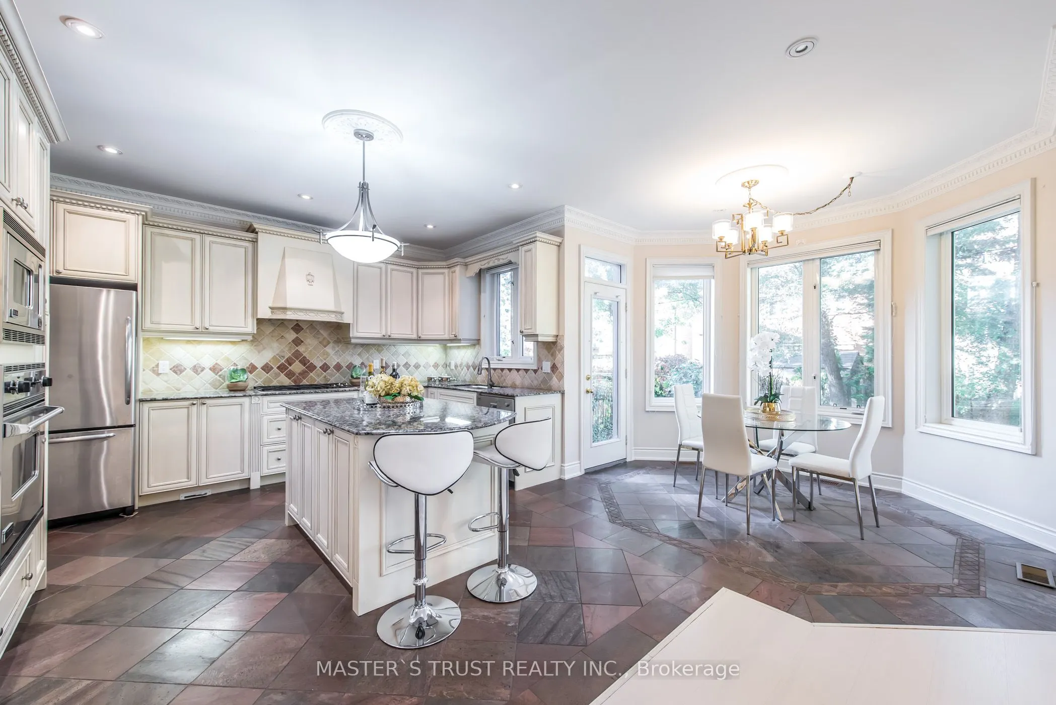 242 Empress Avenue