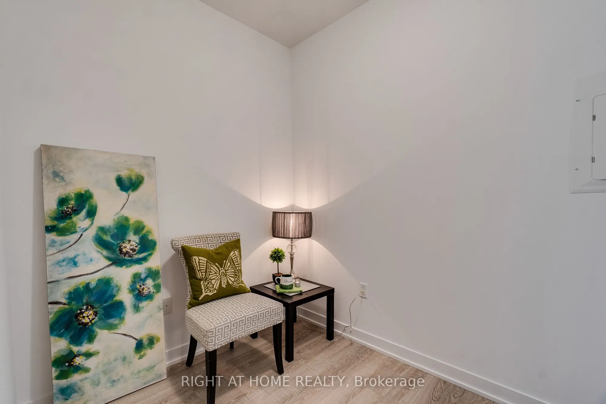 250 Lawrence Avenue W, #724