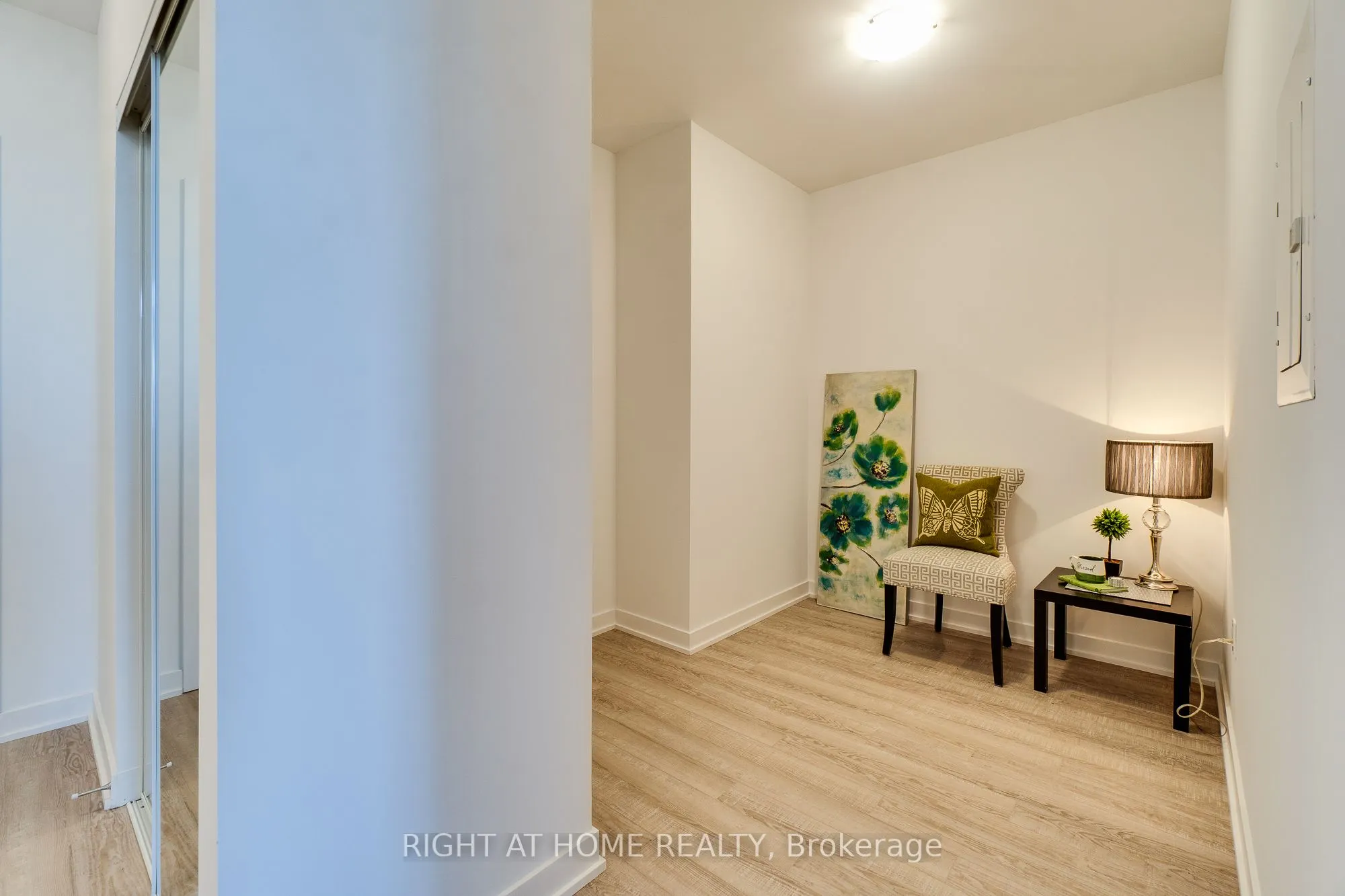 250 Lawrence Avenue W, #724