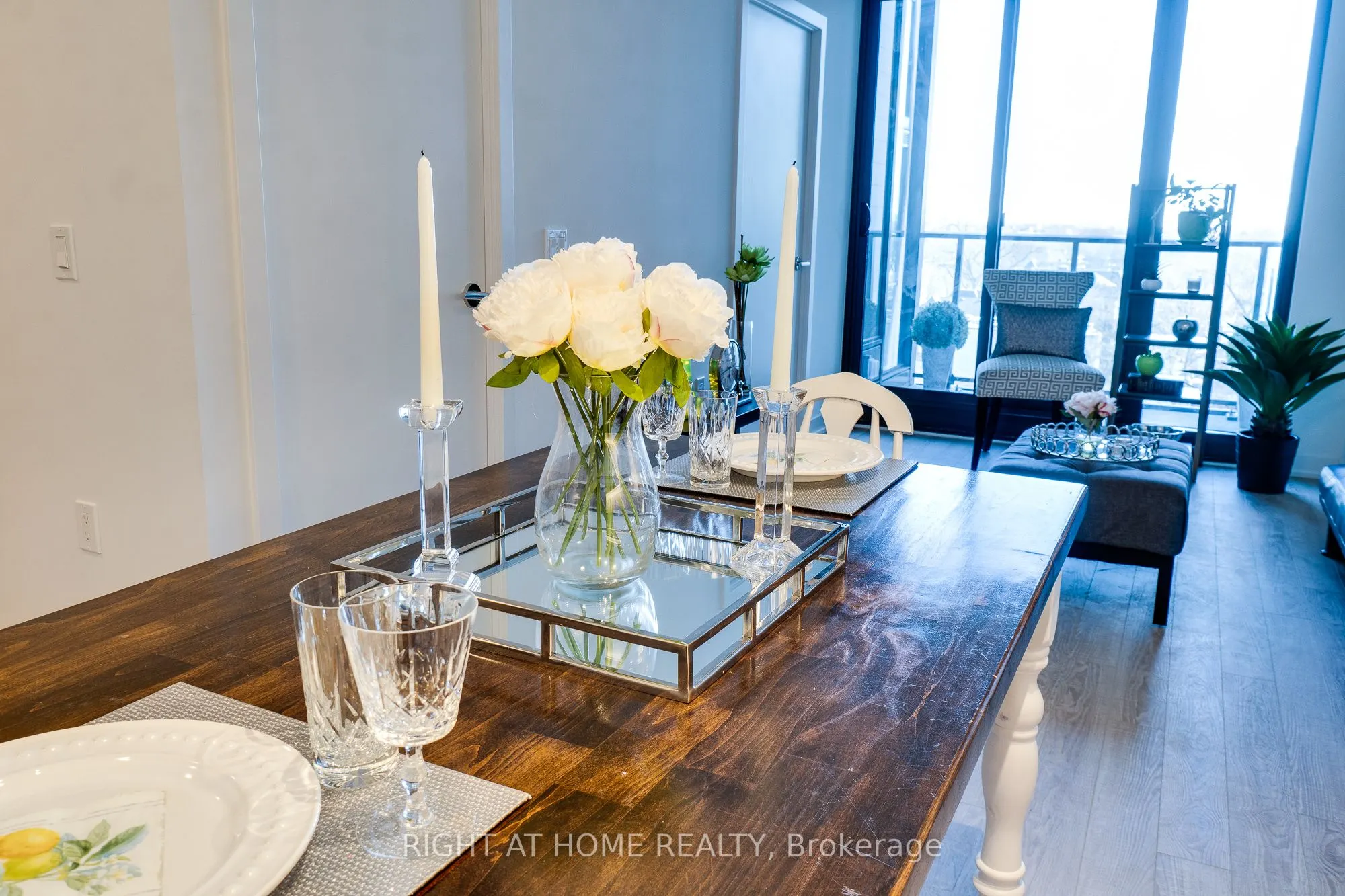 250 Lawrence Avenue W, #724