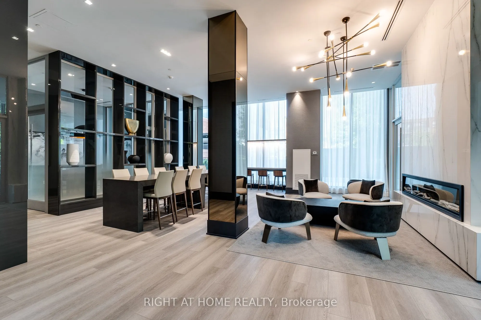 250 Lawrence Avenue W, #724
