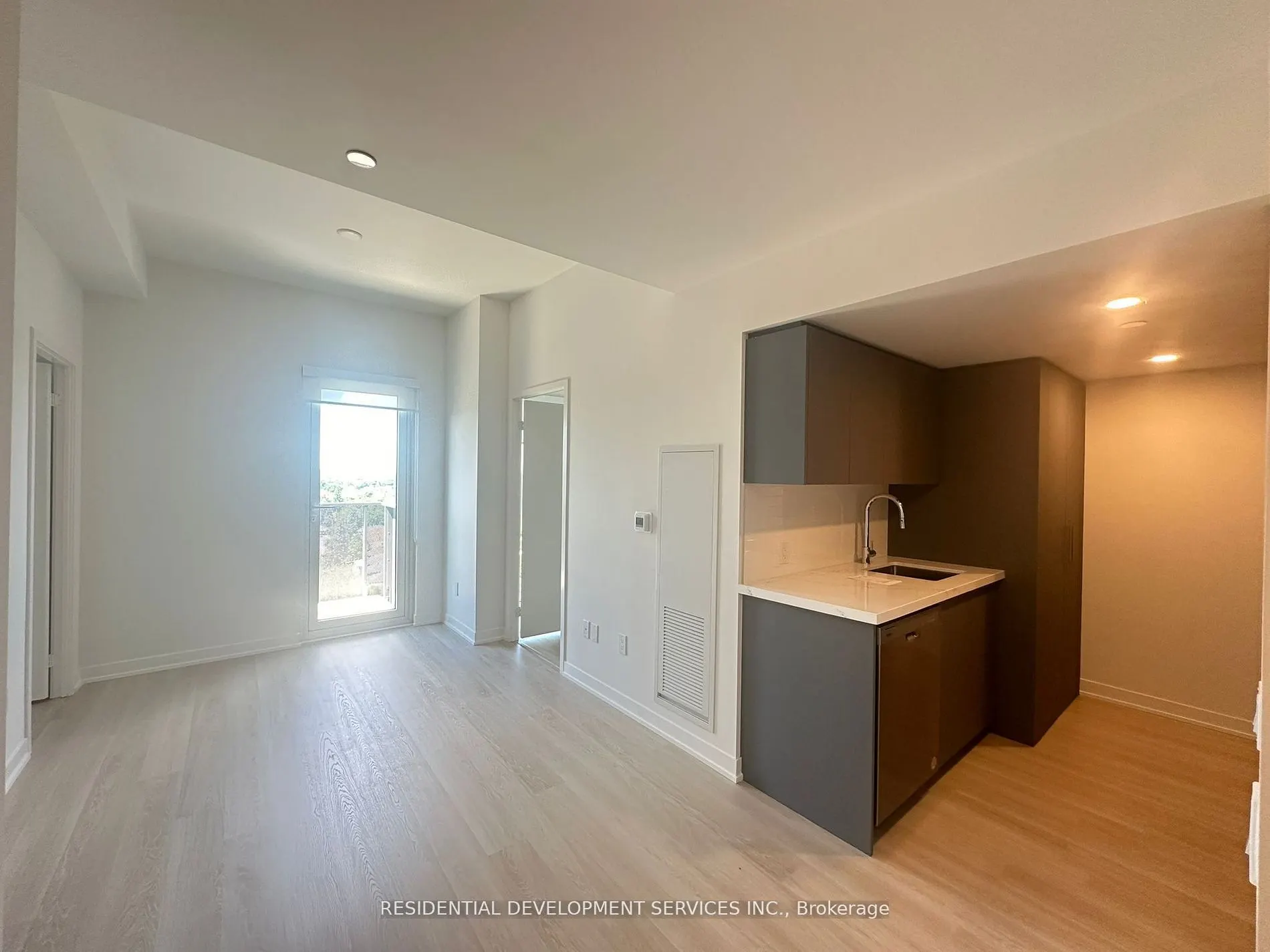 500 Wilson Avenue, #1207