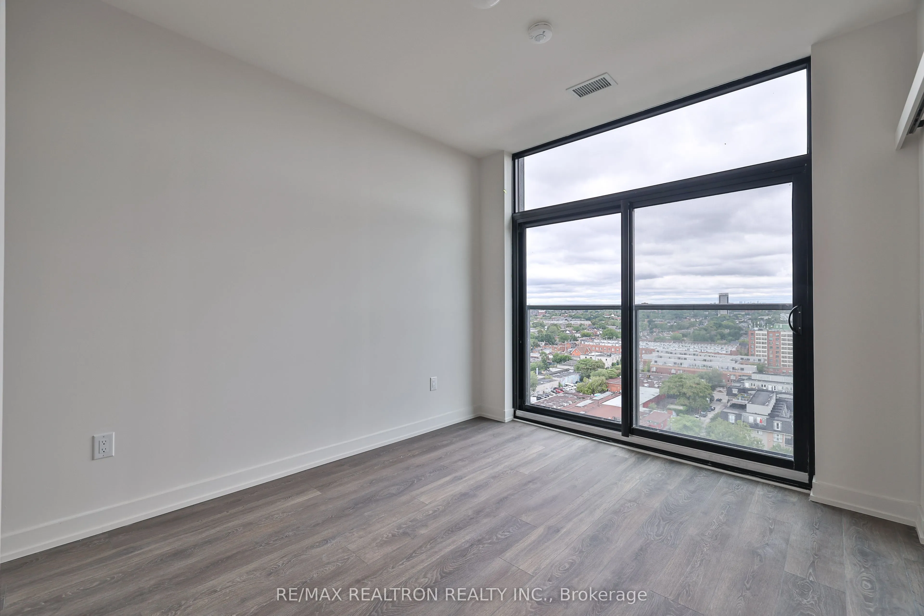 181 Sterling Road, #1512