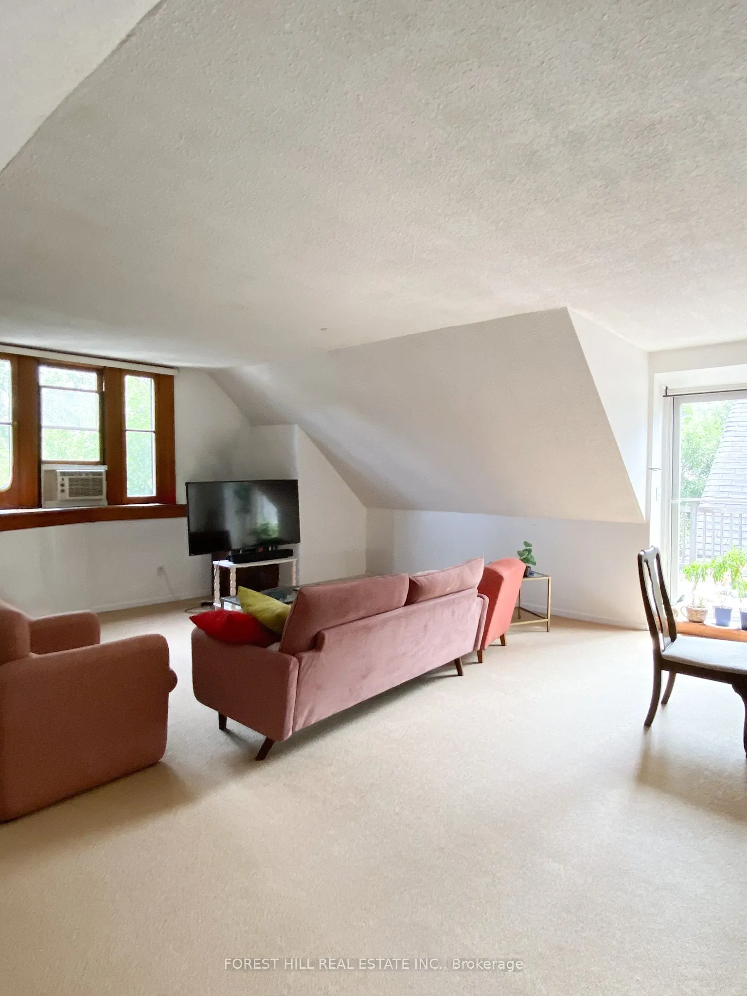 72 Walmer Road, #5