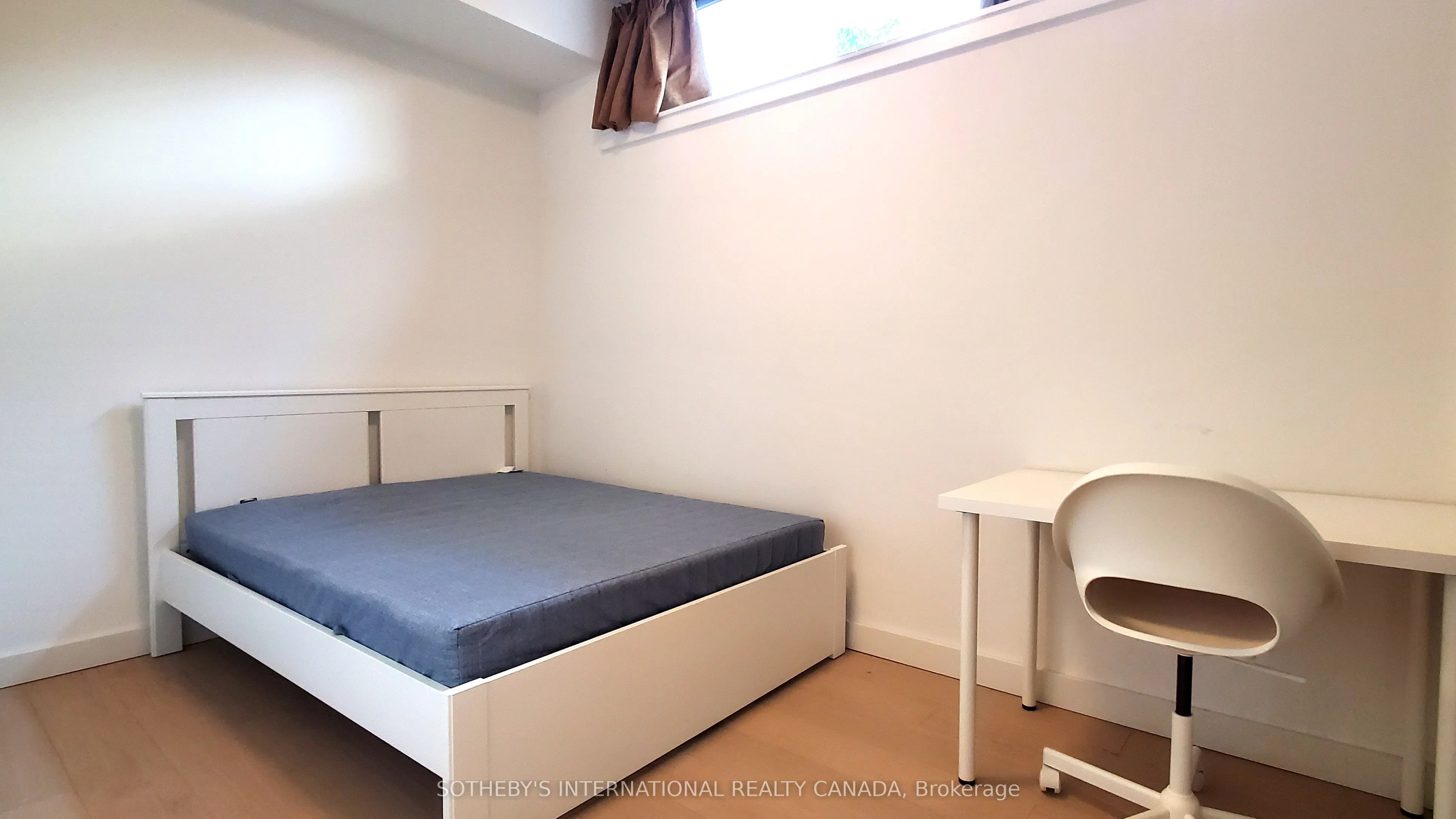 81 Wellesley Street E, #305