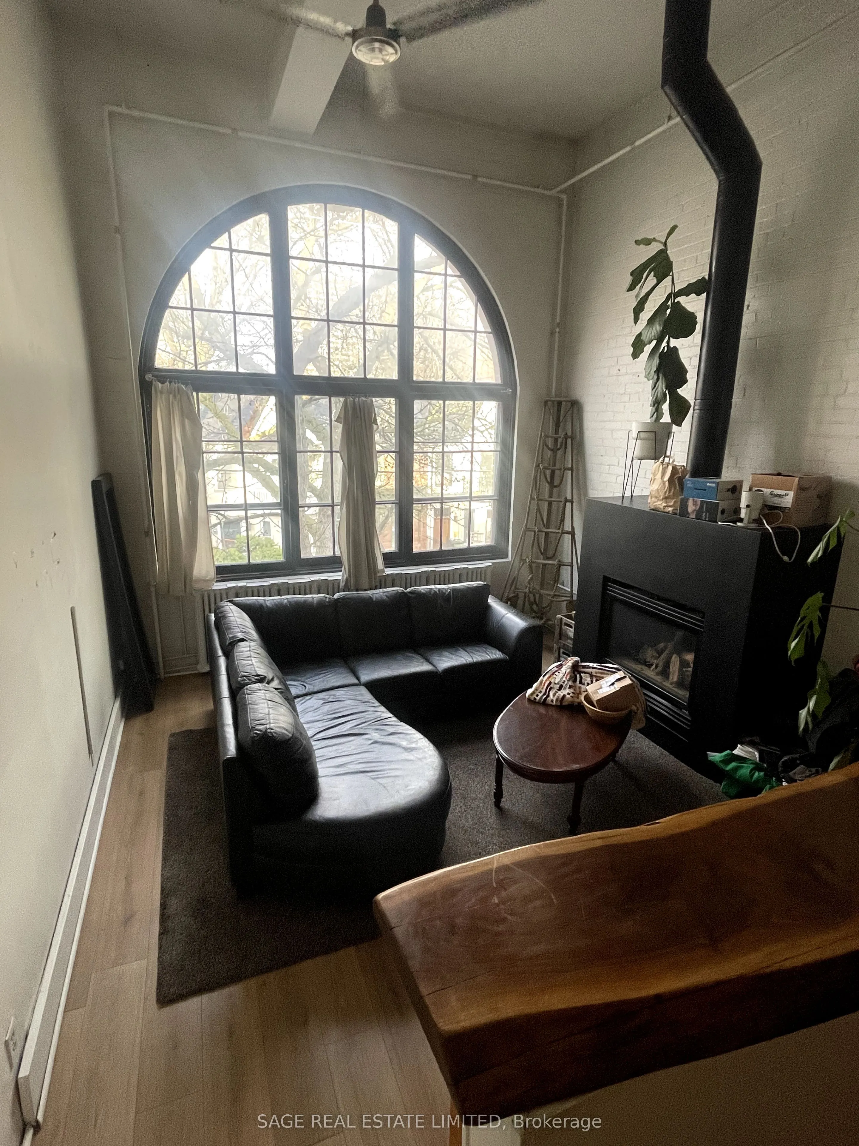 264 Seaton Street, #201