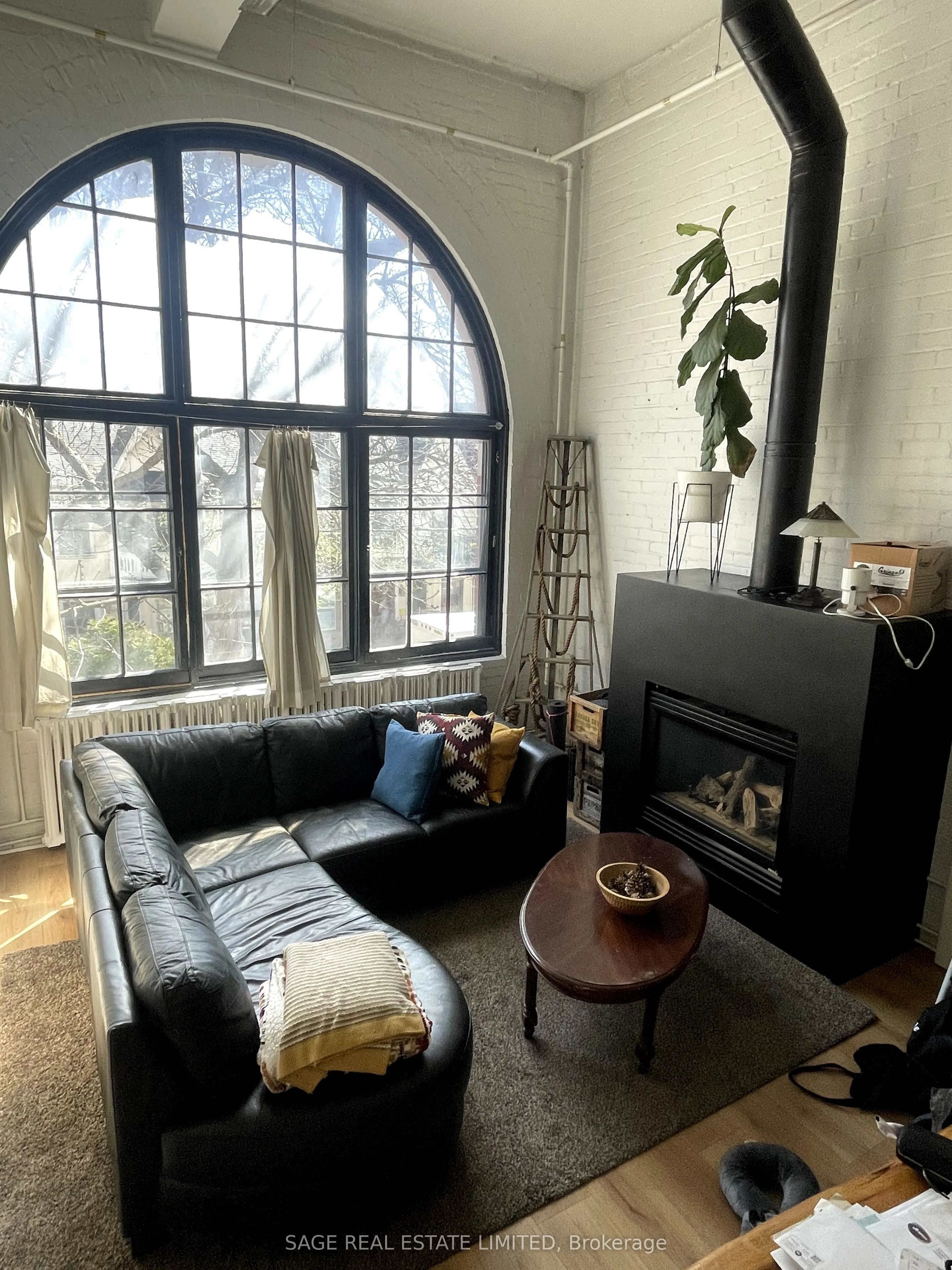 264 Seaton Street, #201