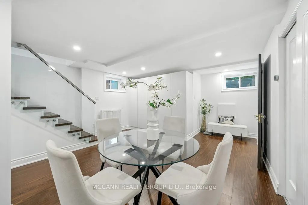 16 Chudleigh Avenue