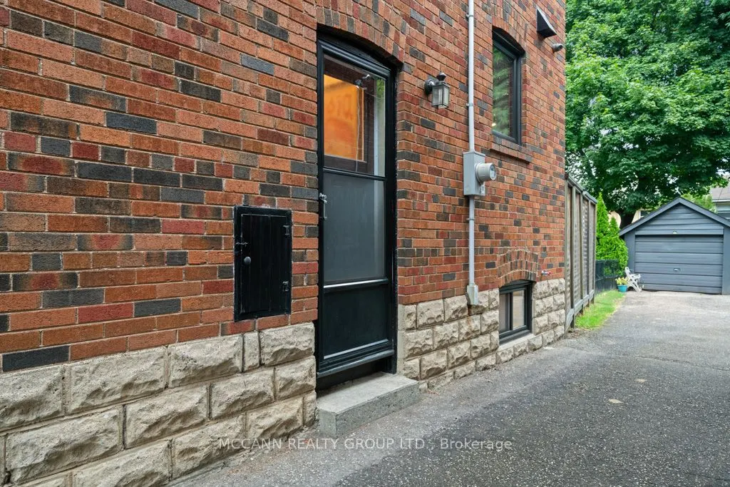 16 Chudleigh Avenue