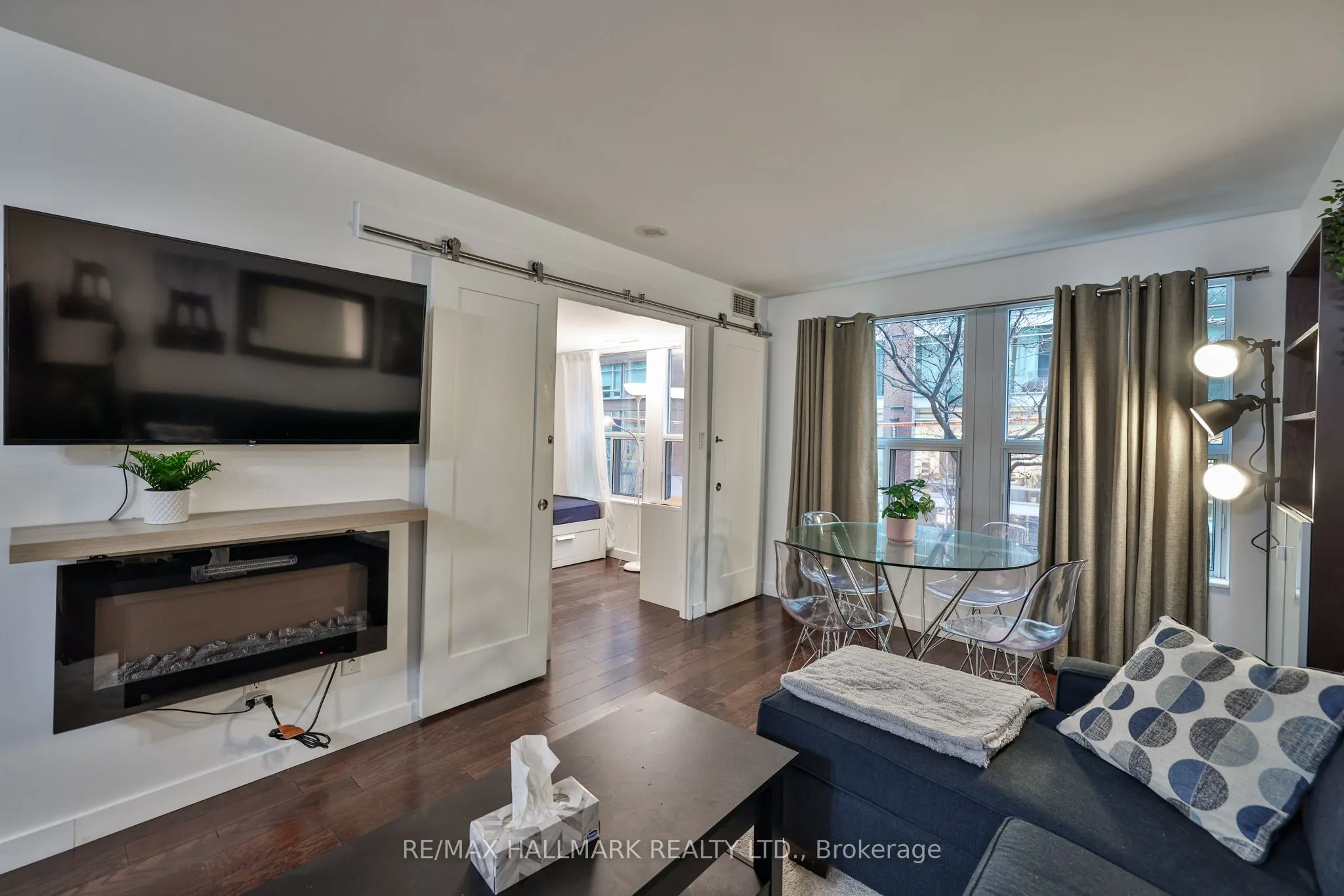 230 King Street E, #212