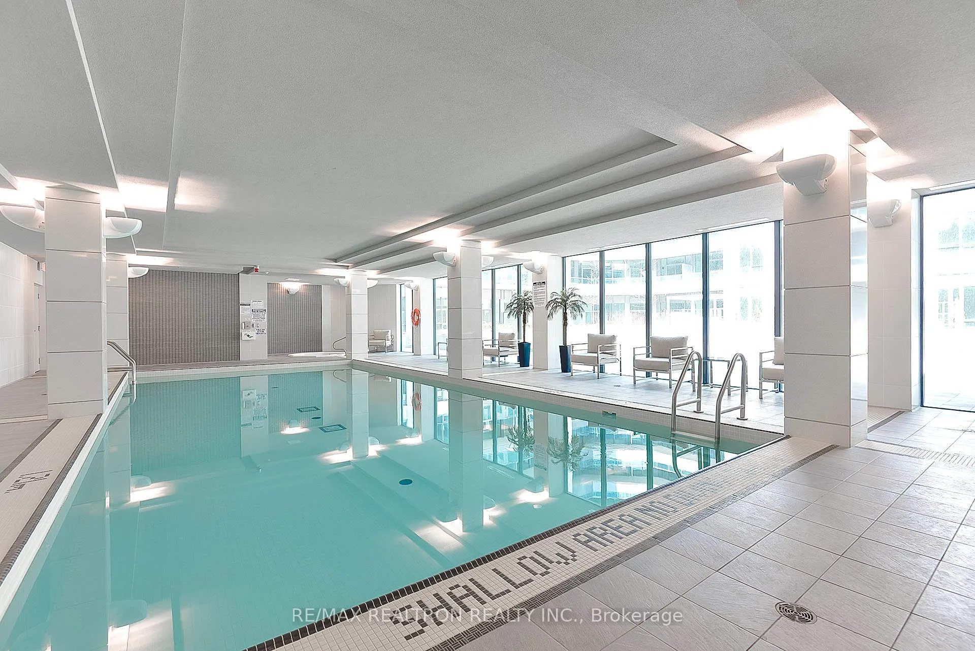 25 Lower Simcoe Street, #1718