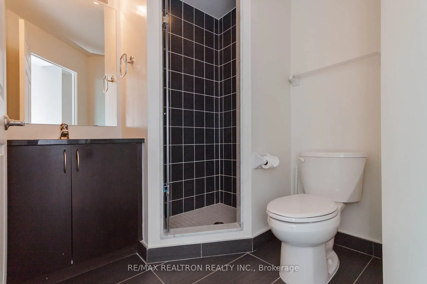 25 Lower Simcoe Street, #1718