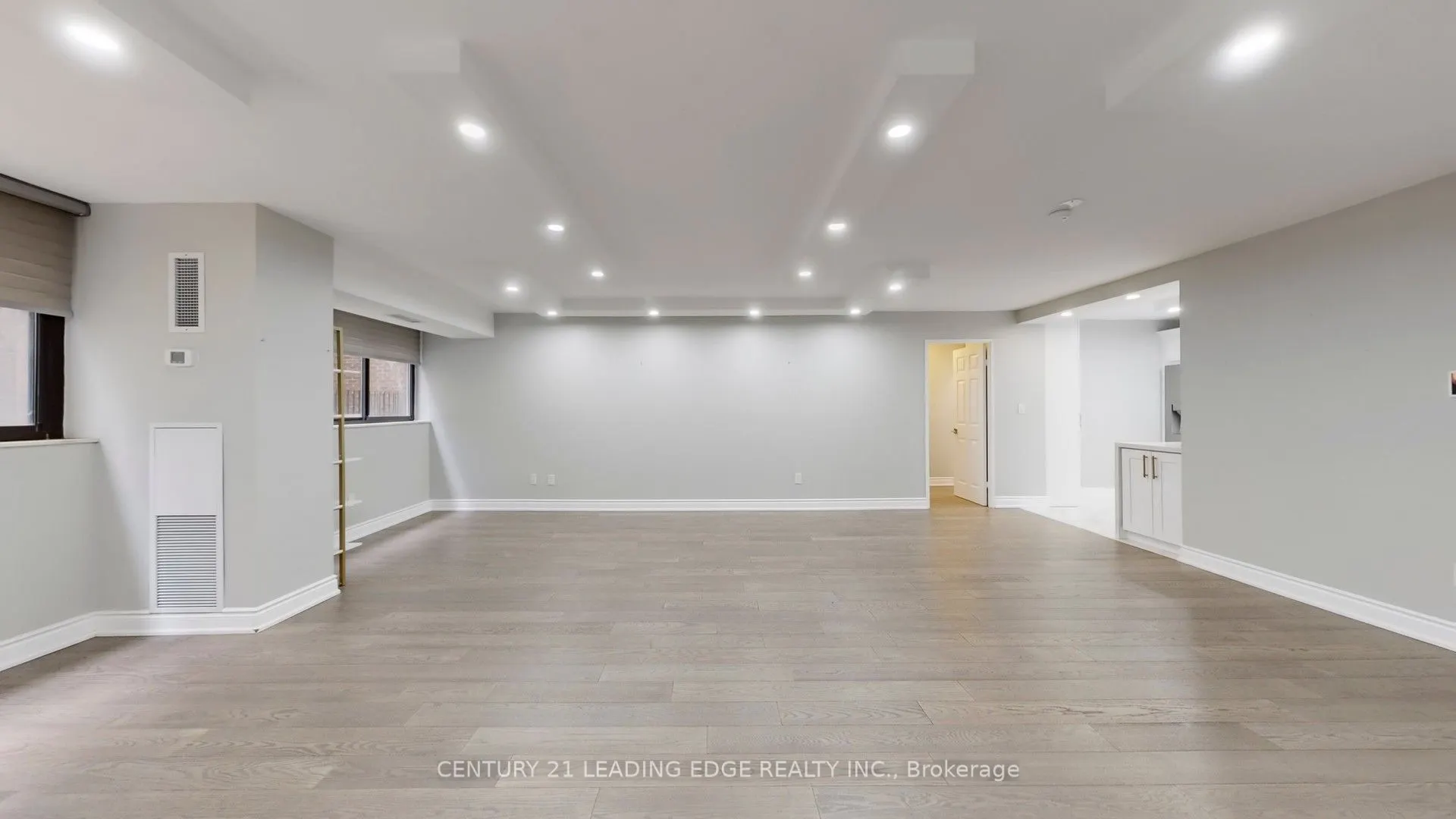 15 McMurrich Street, #201