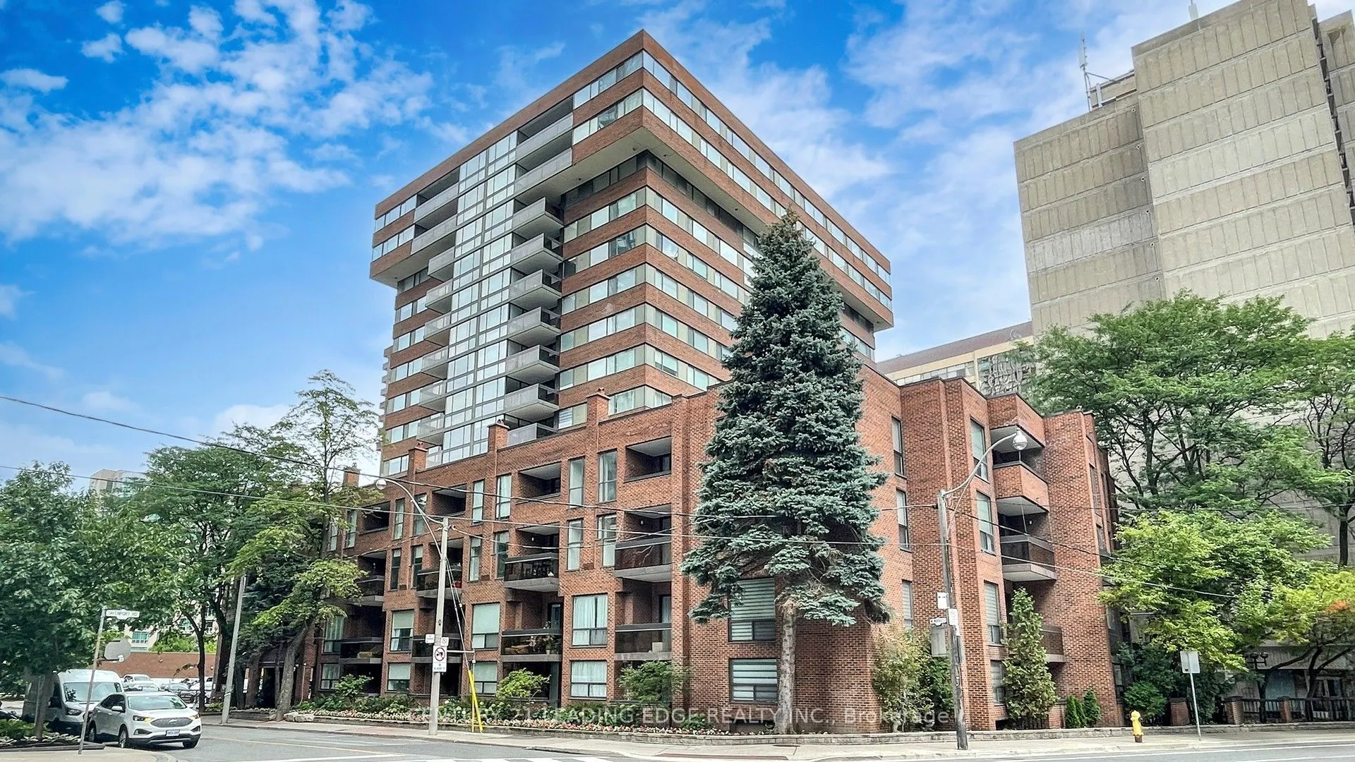15 McMurrich Street, #201
