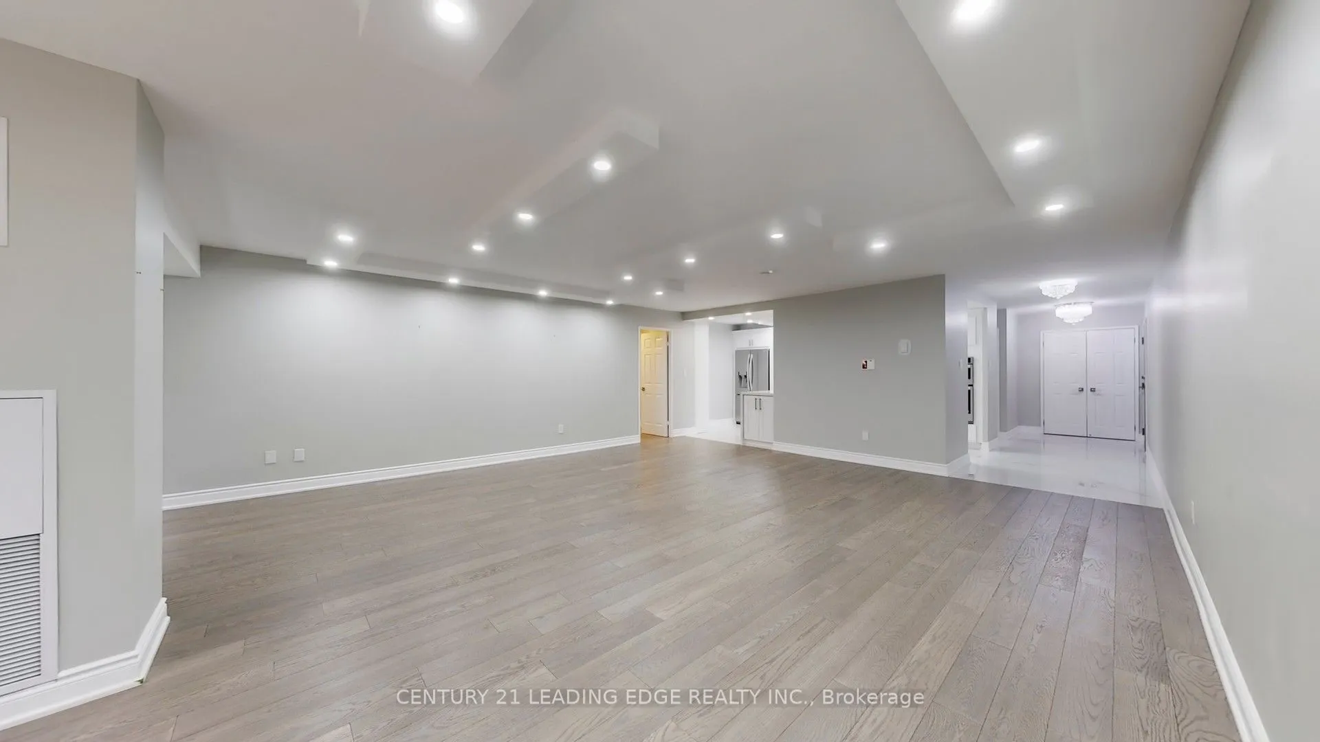 15 McMurrich Street, #201