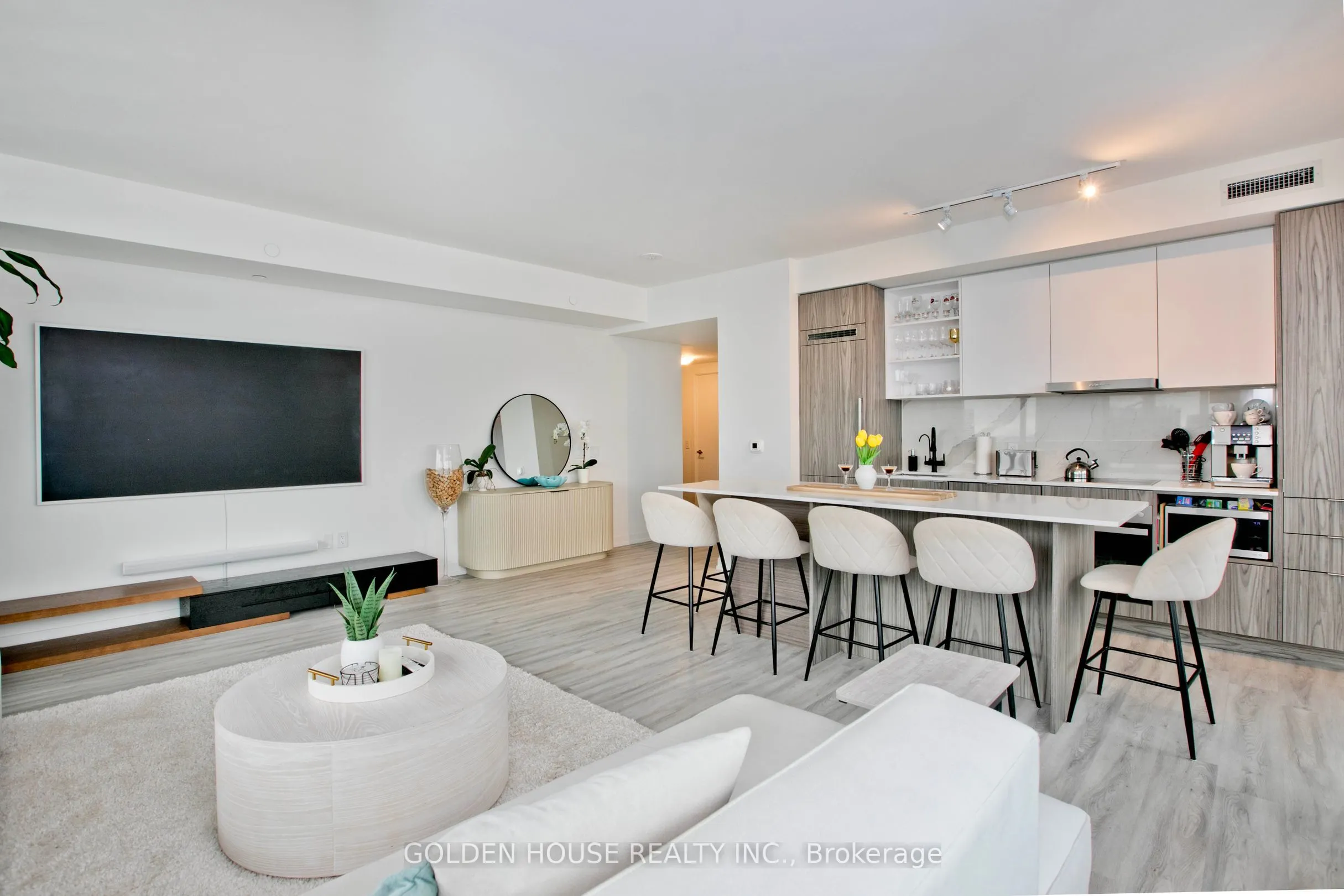 55 Cooper Street, #7511