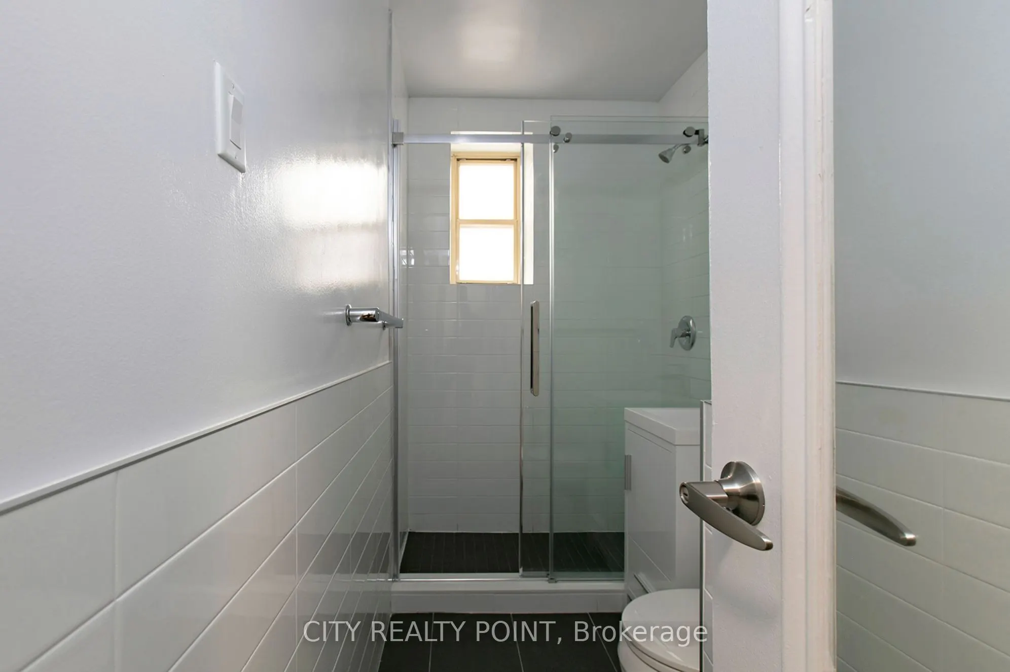 398 Avenue Road, #221