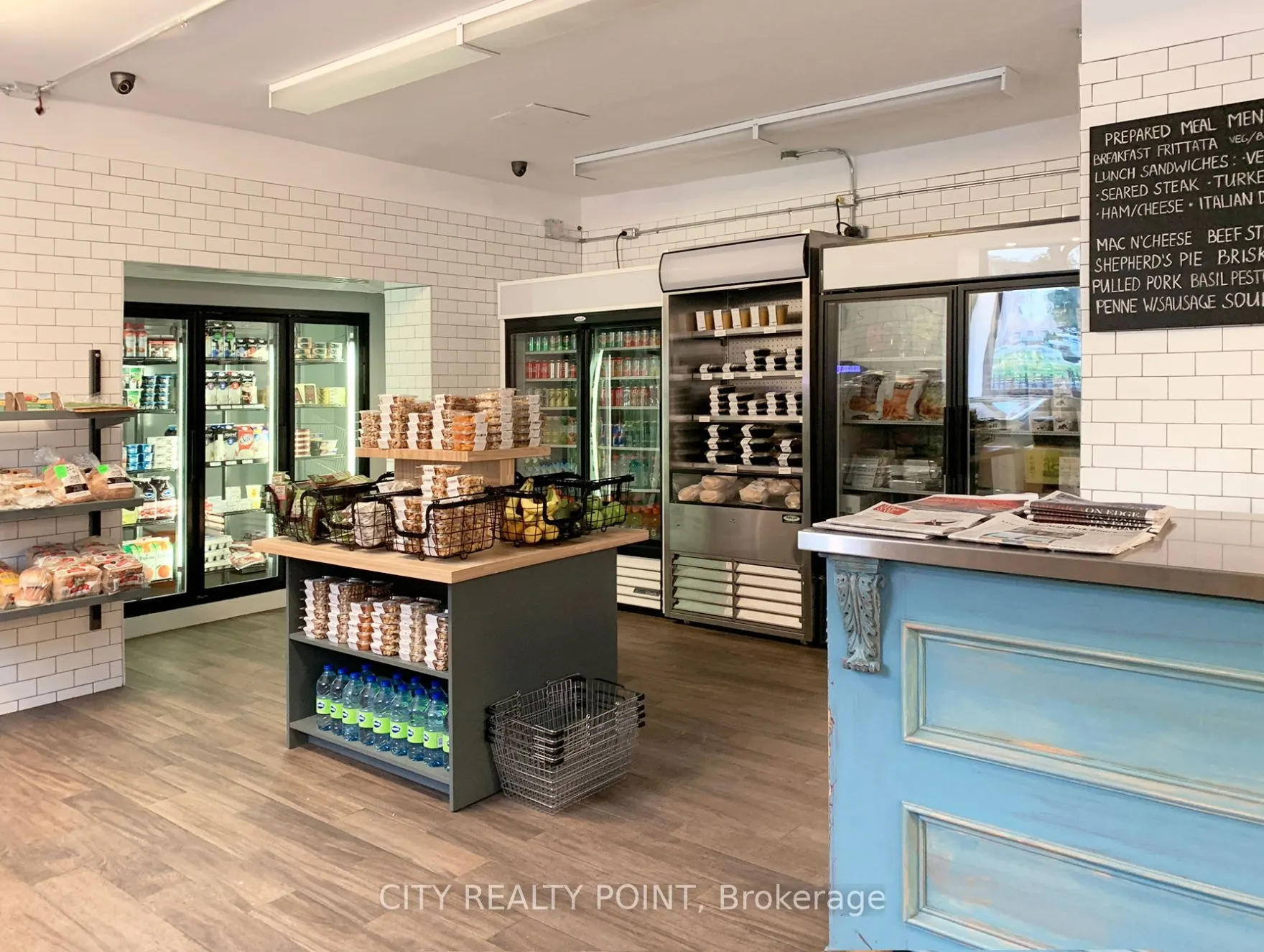 398 Avenue Road, #221