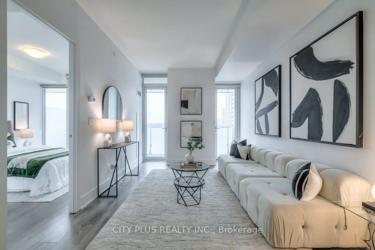 200 BLOOR Street W, #1307