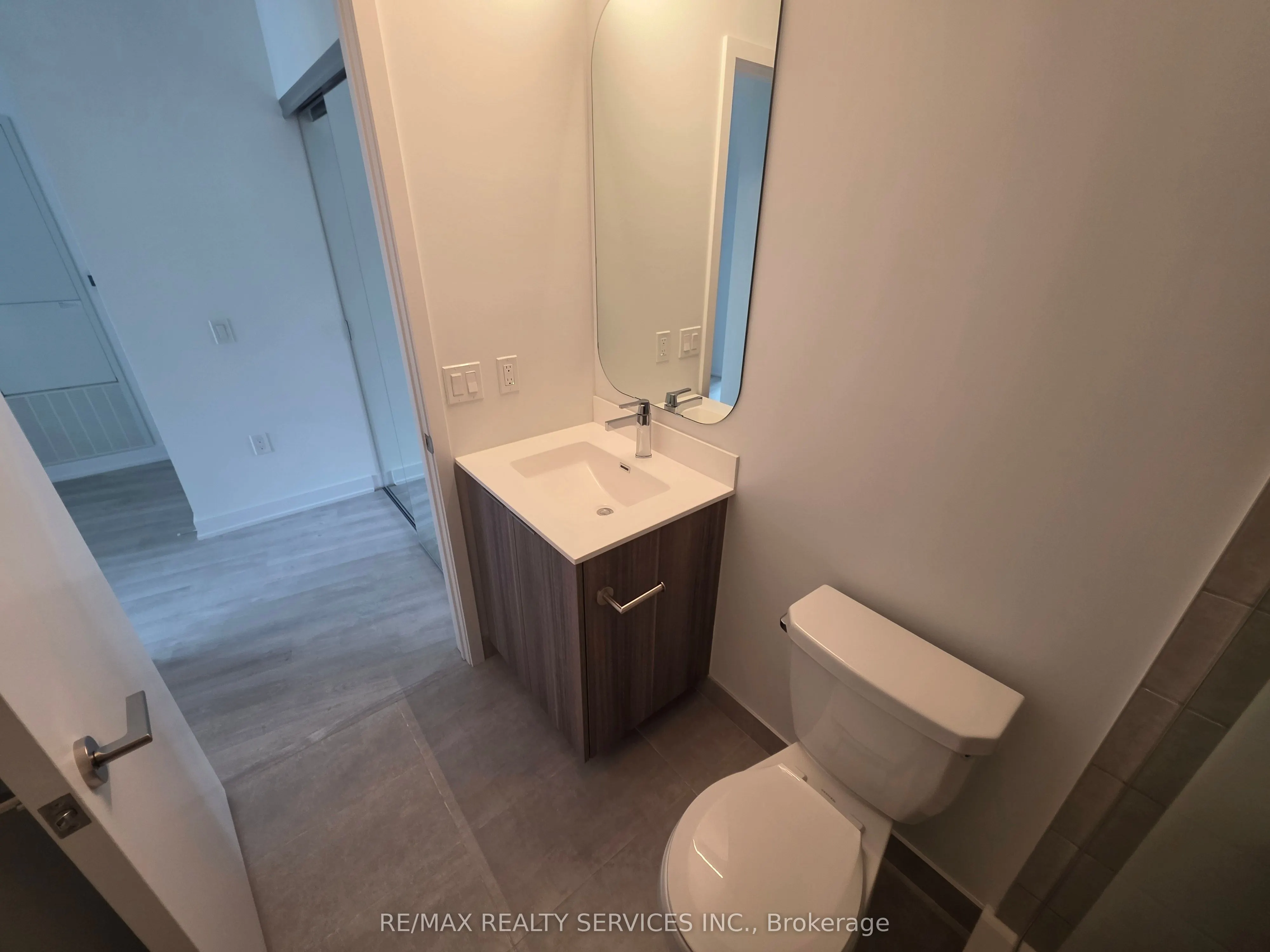 15 Richardson Street, #1