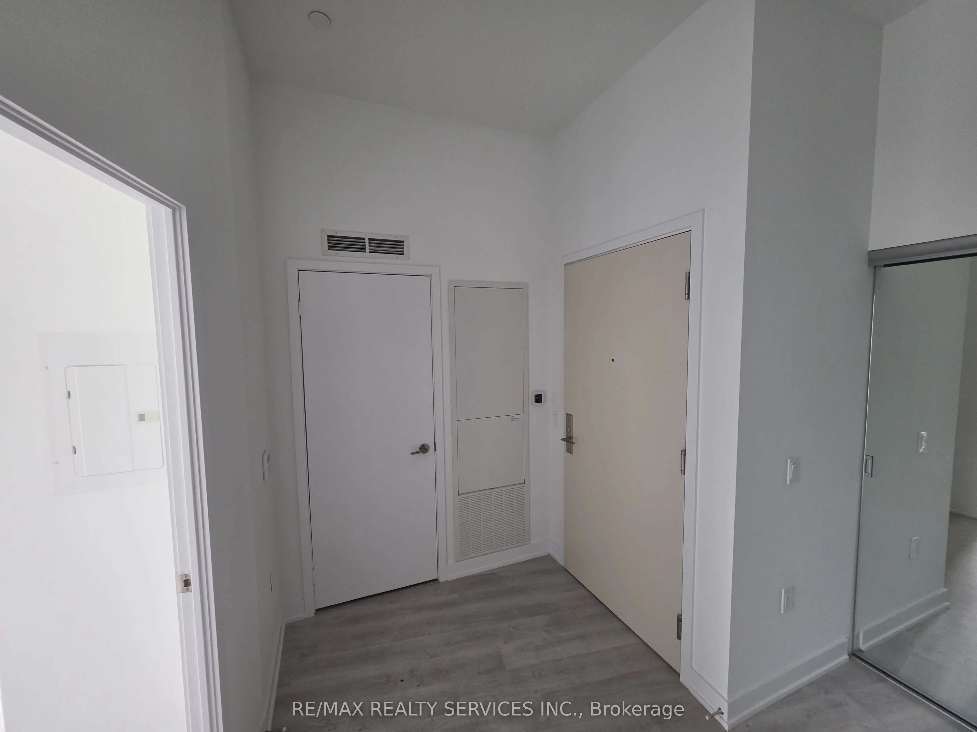 15 Richardson Street, #1