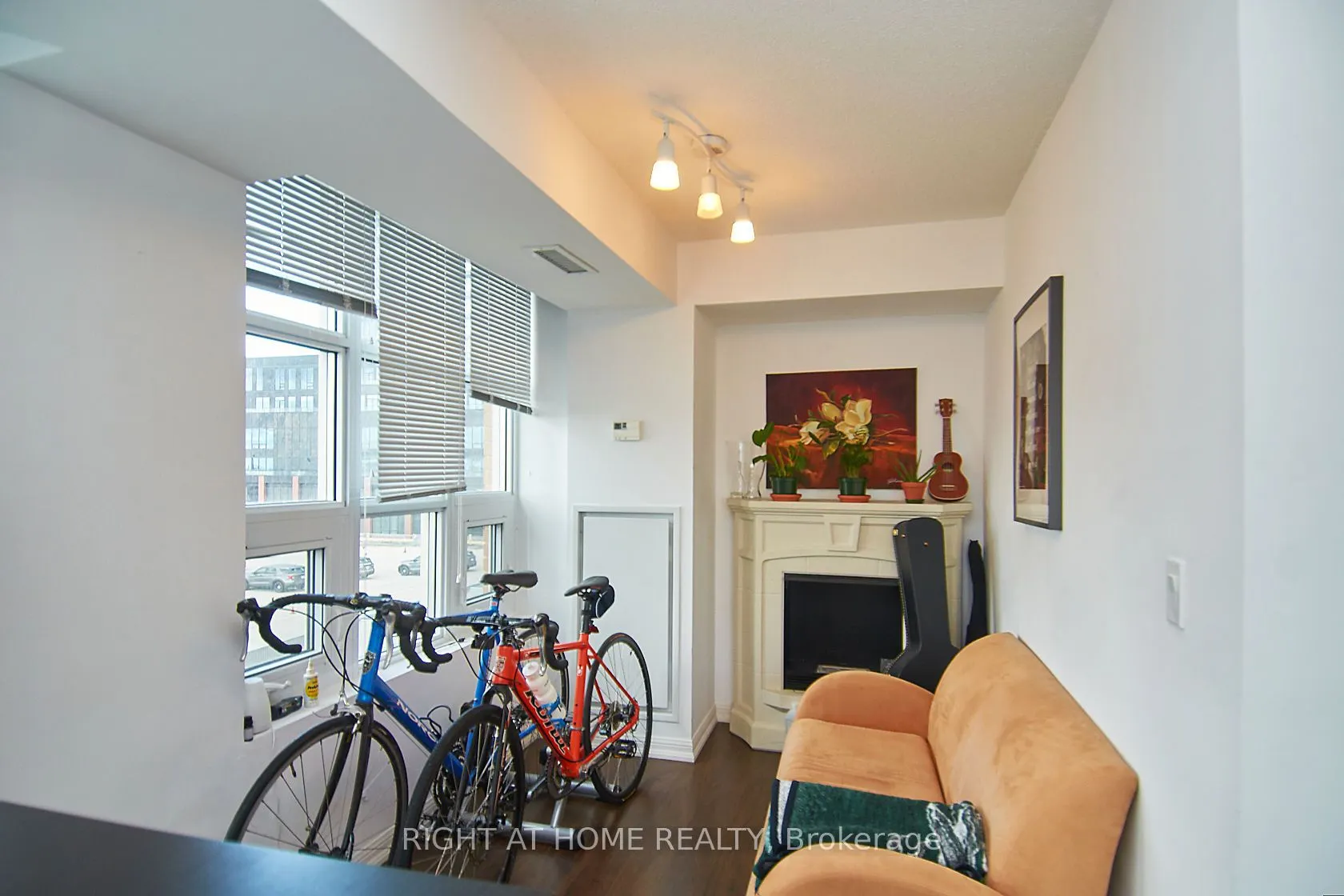 85 East Liberty Street, #704