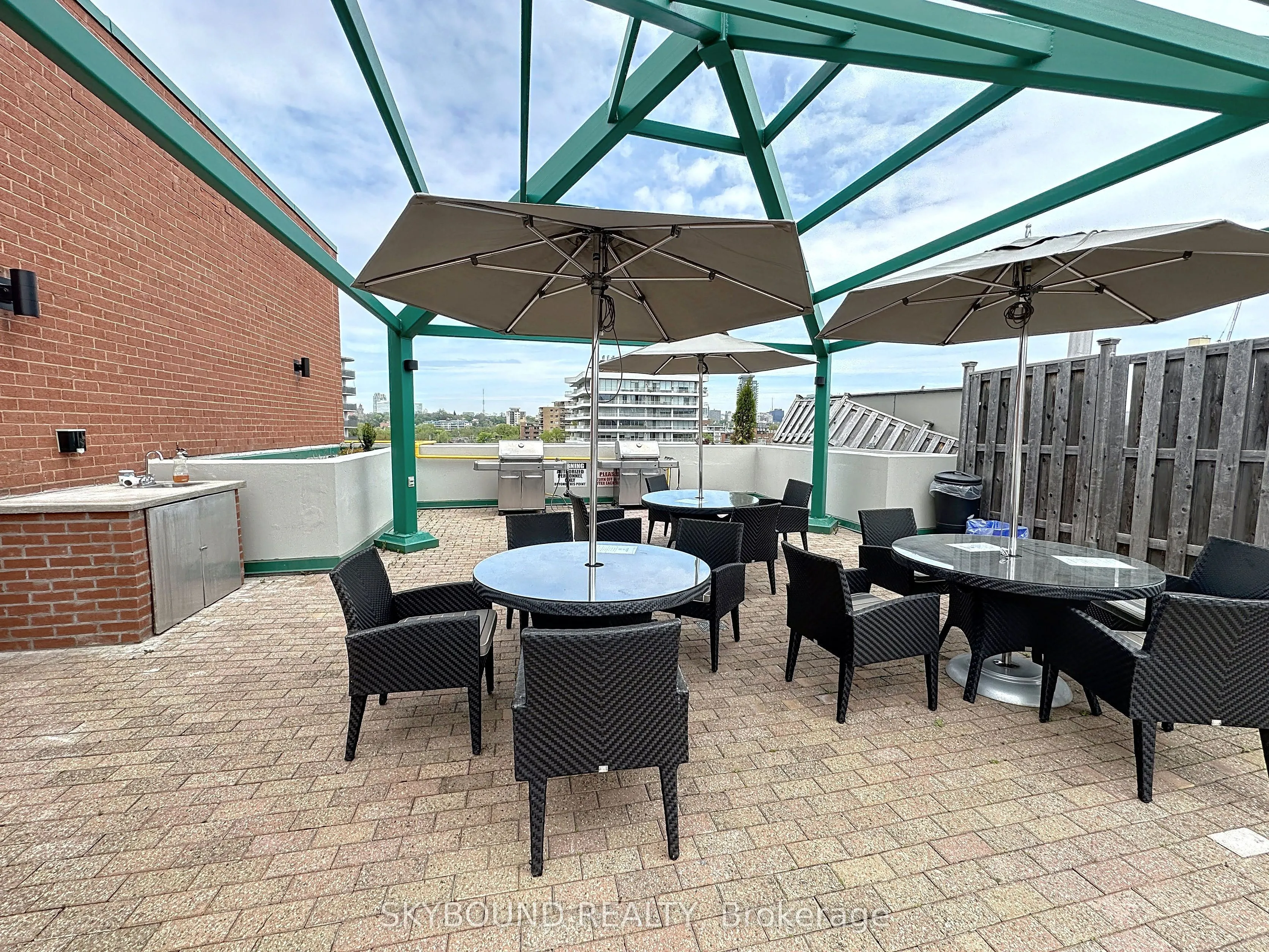 95 Prince Arthur Avenue, ##224