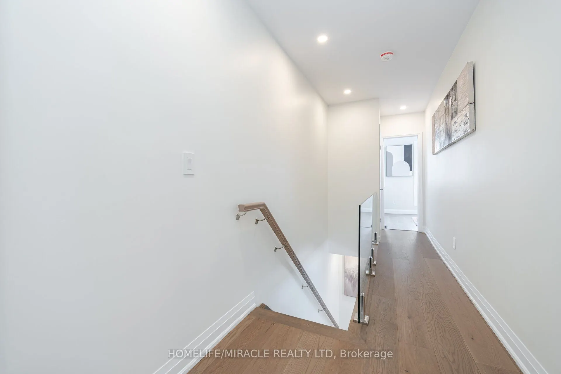 388 Oakwood Avenue