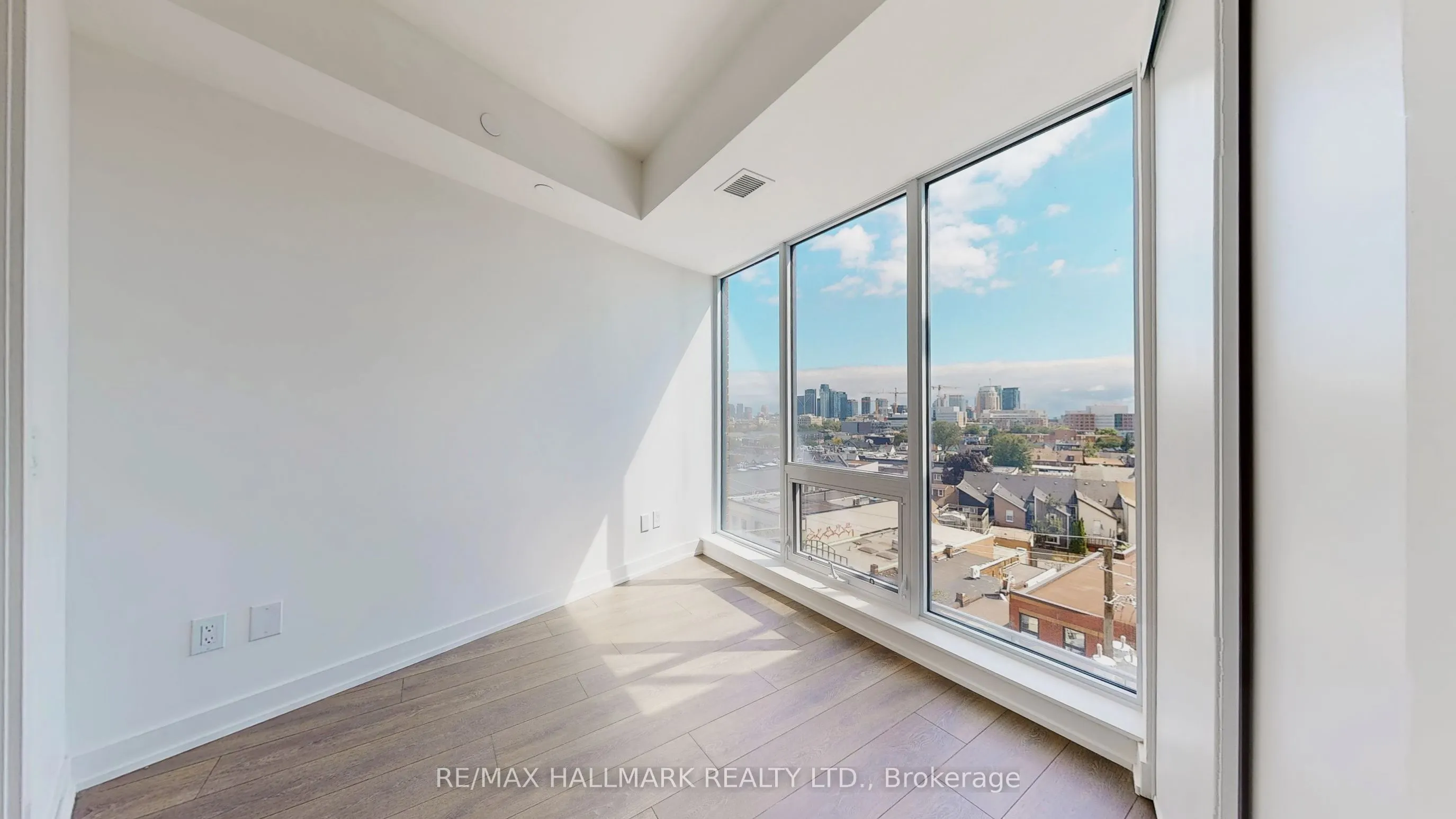 5 Lakeview Avenue, #703