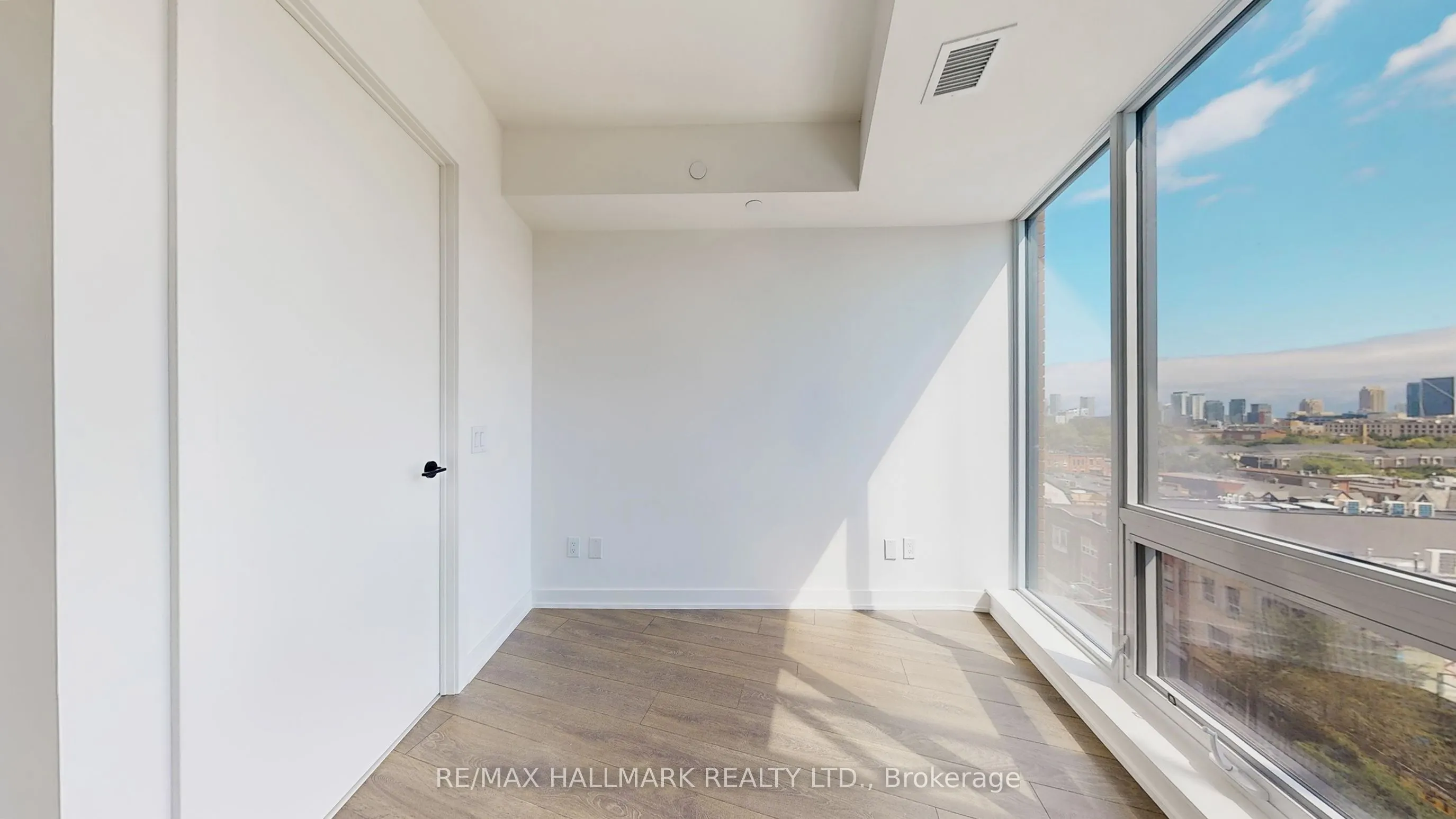 5 Lakeview Avenue, #703