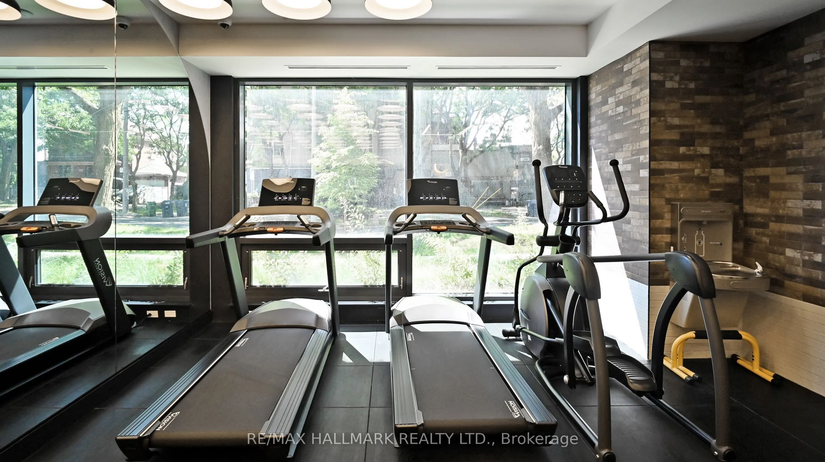 5 Lakeview Avenue, #709