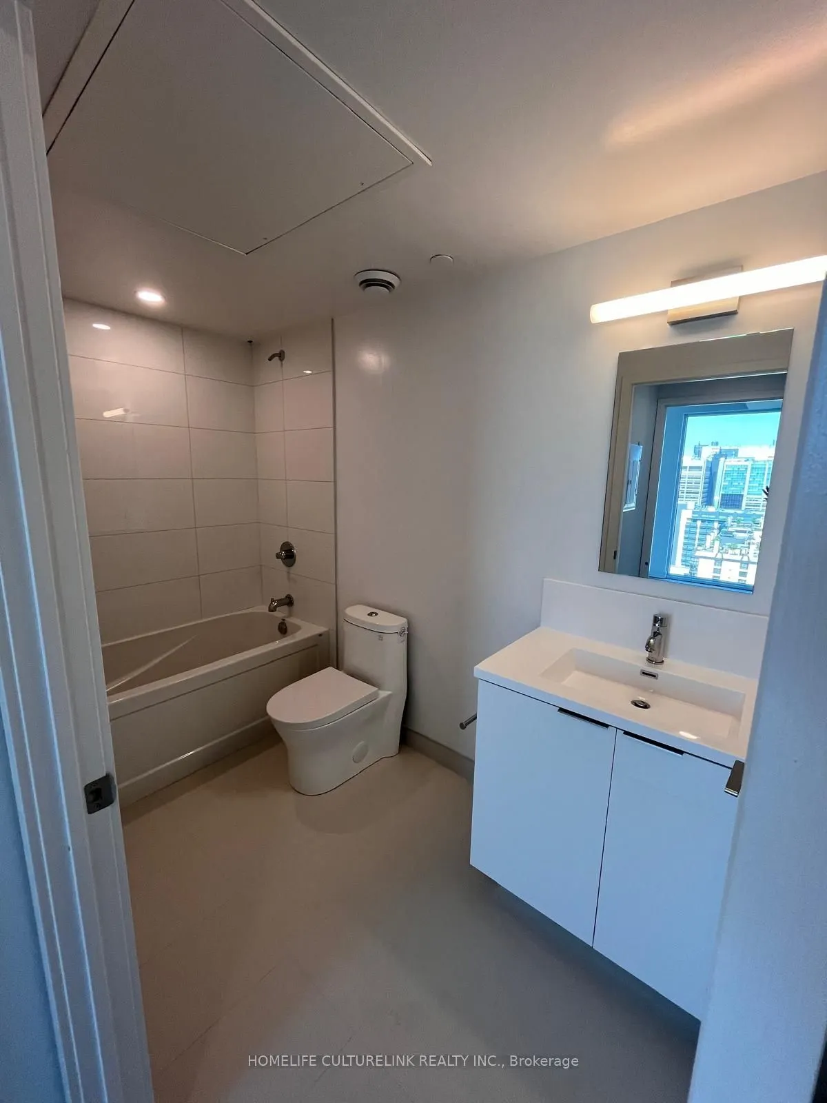 238 Simcoe Street, #2210