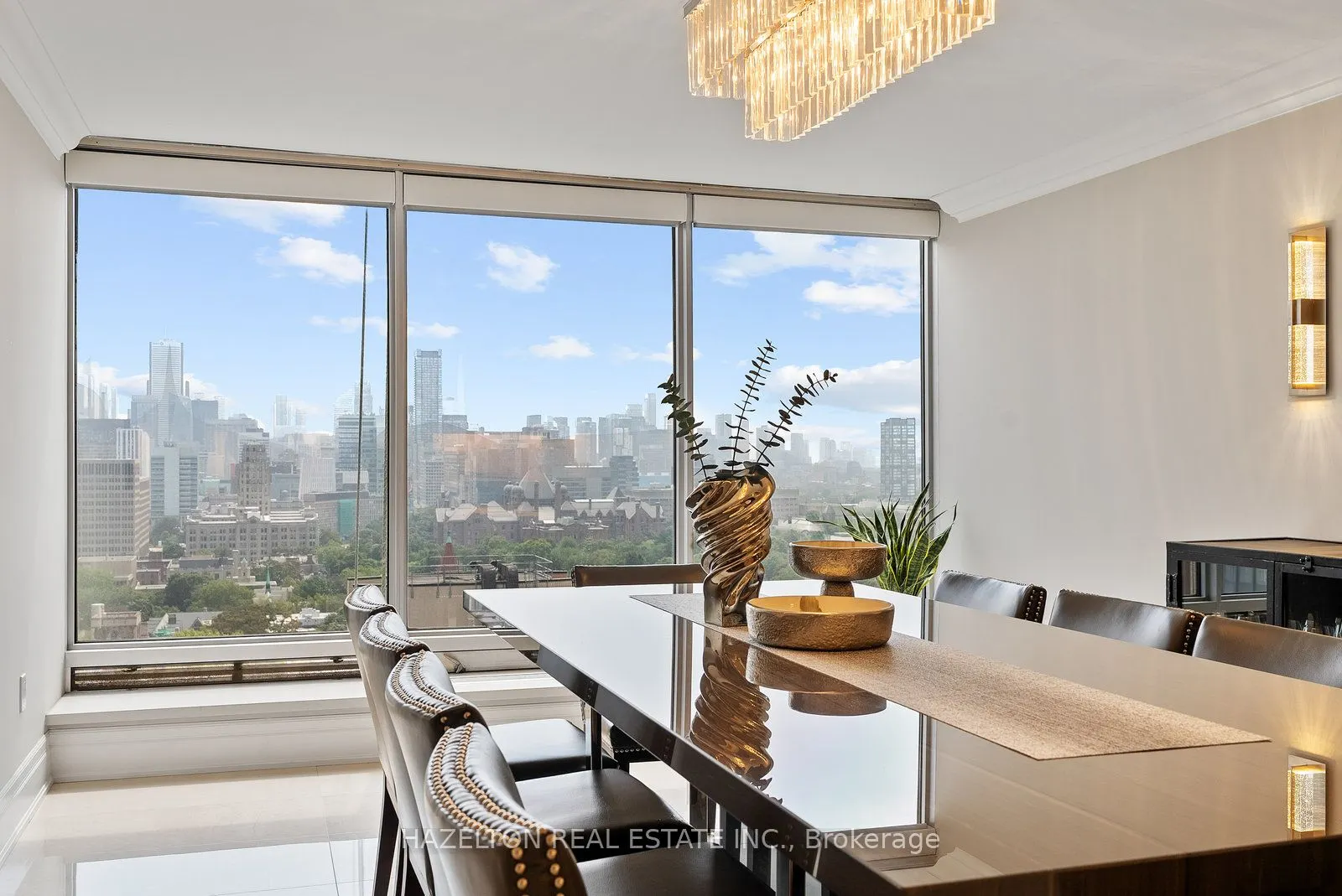 110 Bloor Street W, #2008