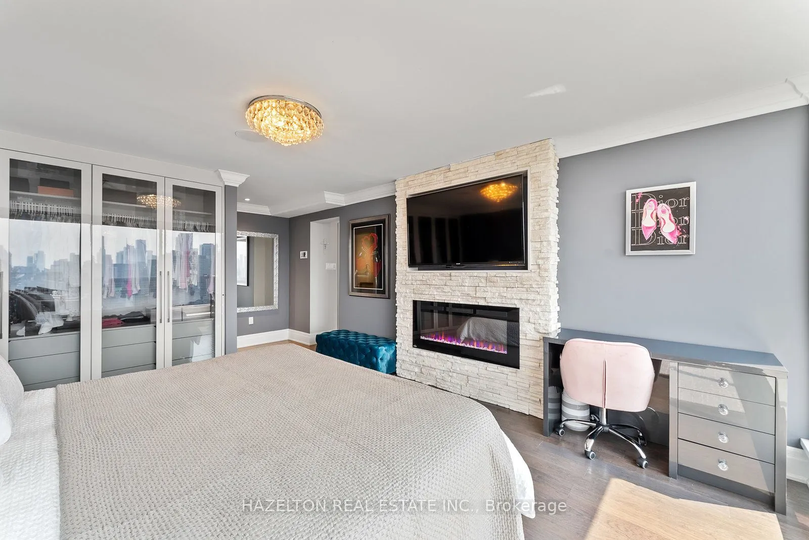 110 Bloor Street W, #2008