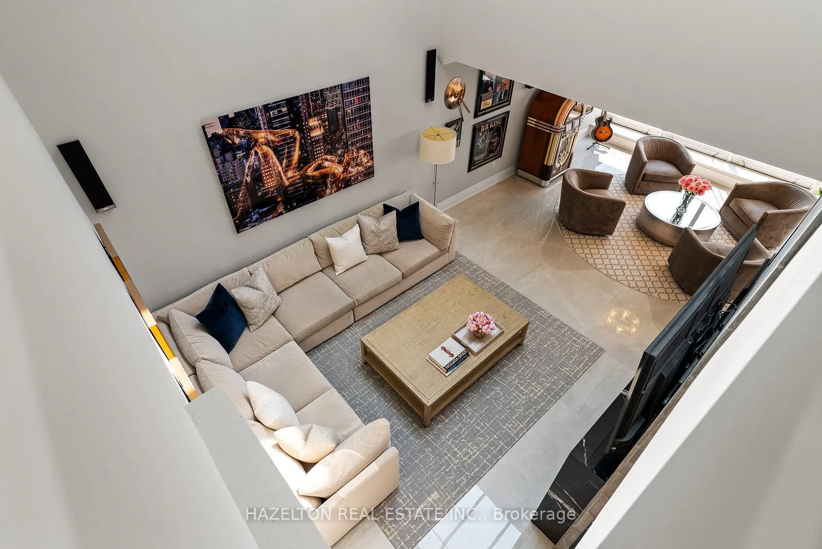 110 Bloor Street W, #2008