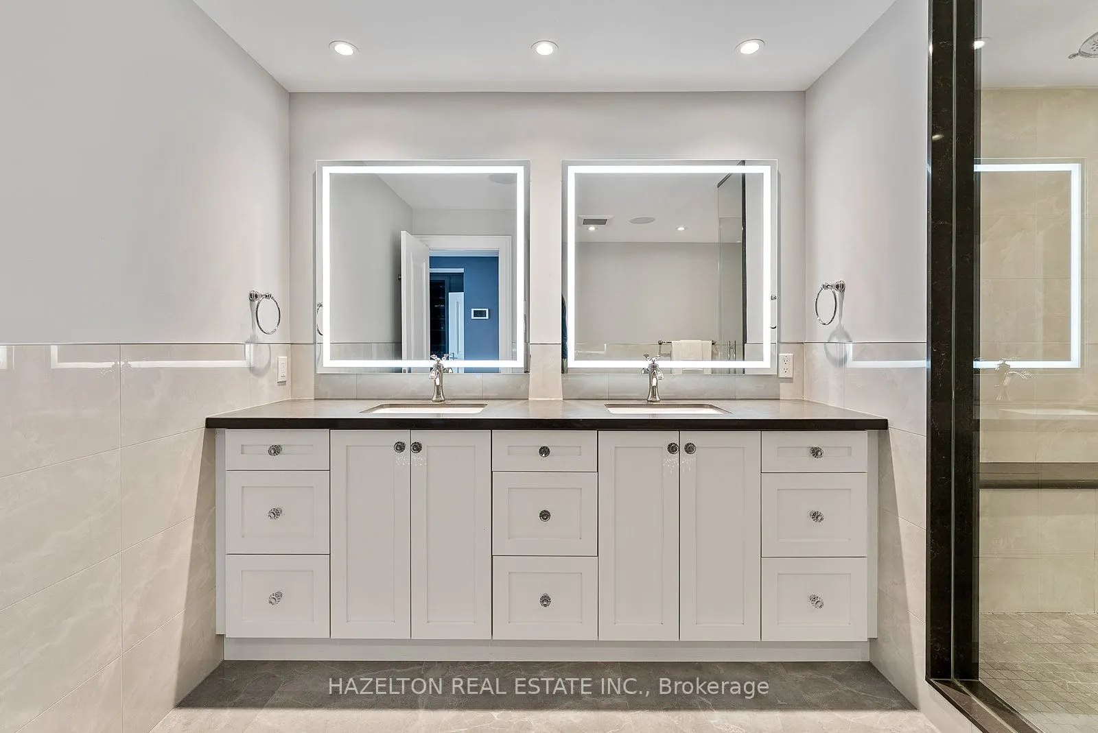 110 Bloor Street W, #2008