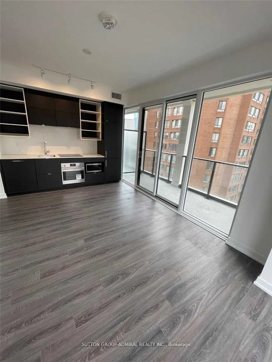20 Edward Street, #1615