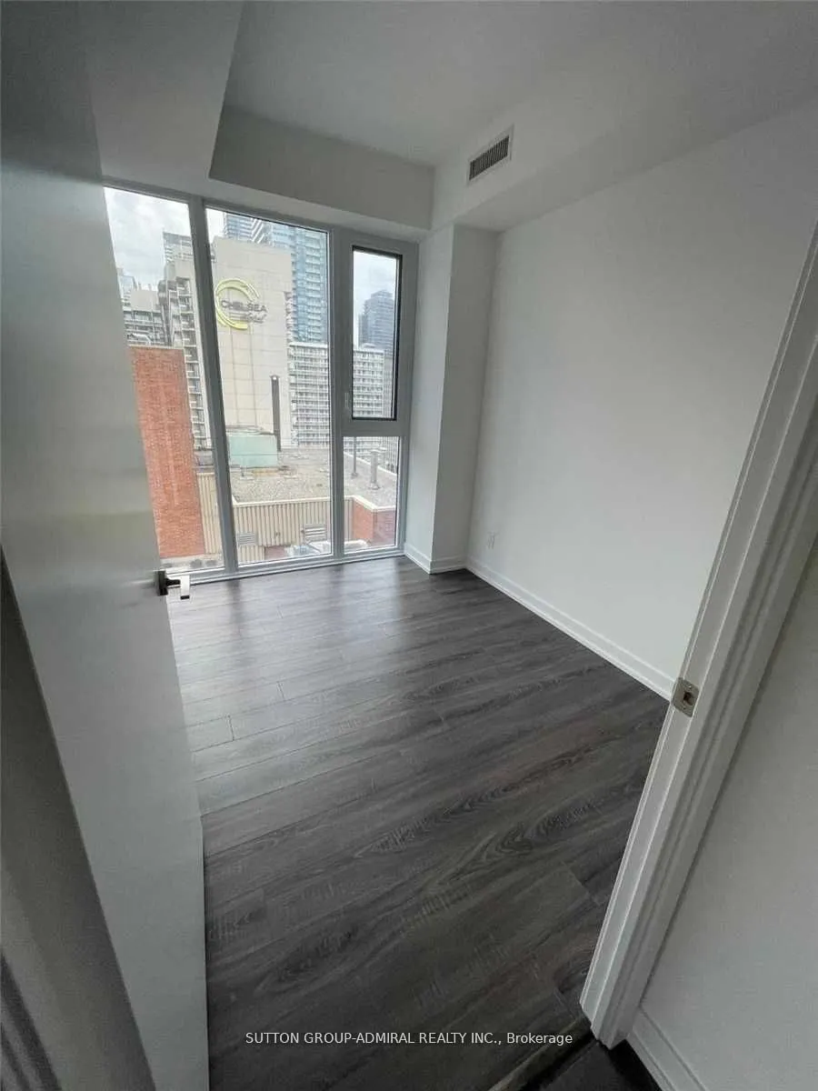 20 Edward Street, #1615