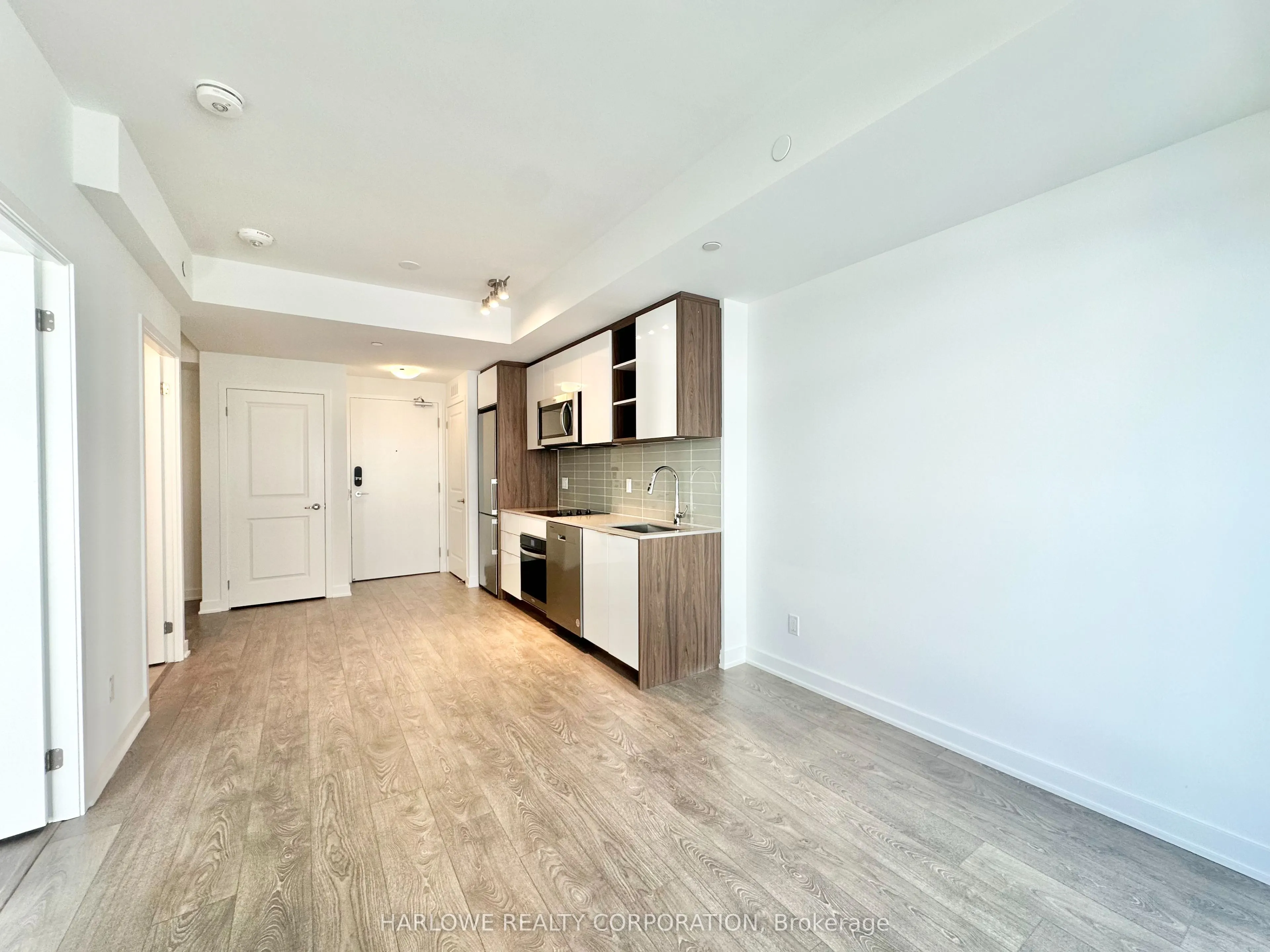 543 Richmond Street W, #1226