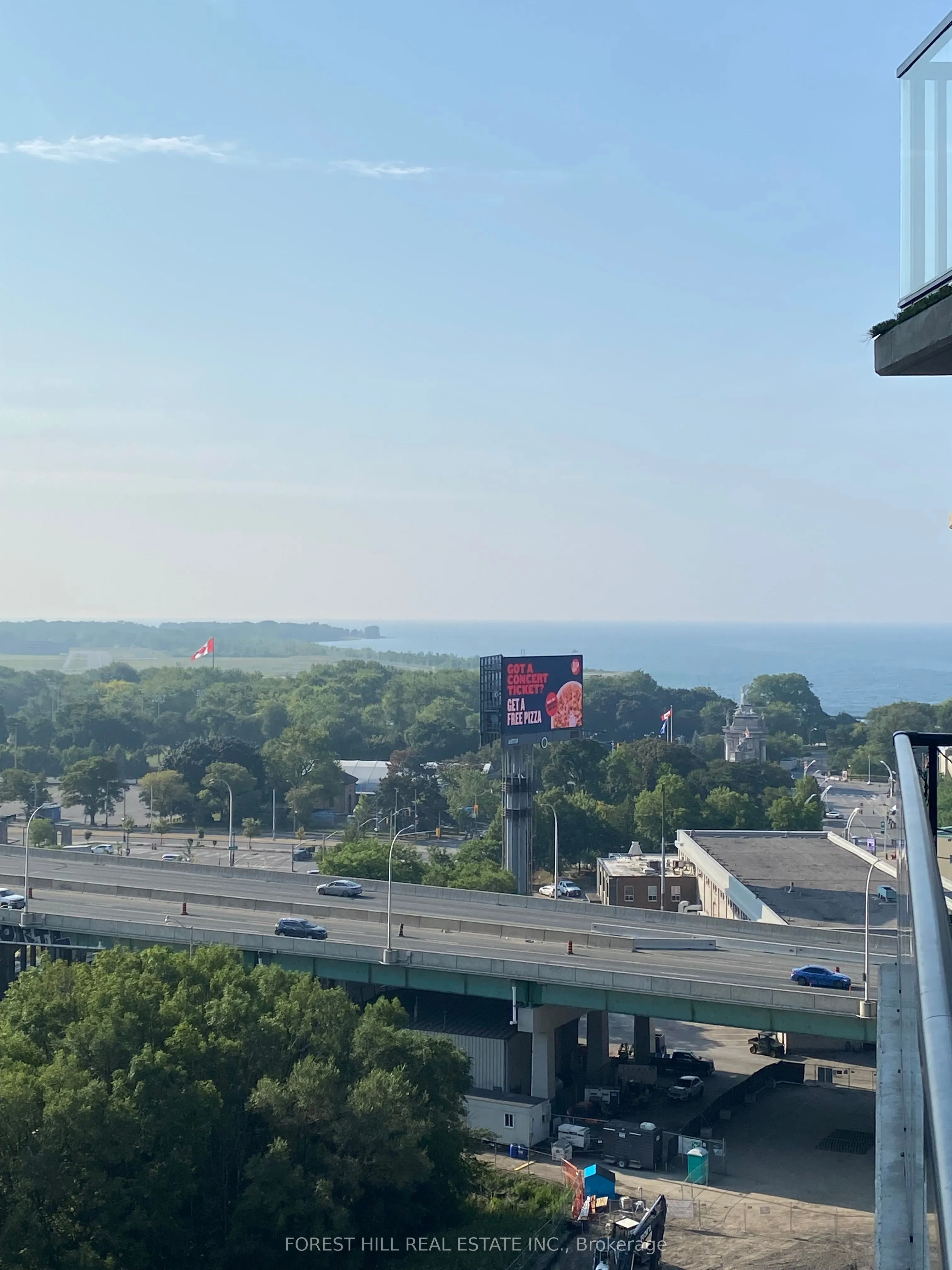 49 East Liberty Street E, #1212