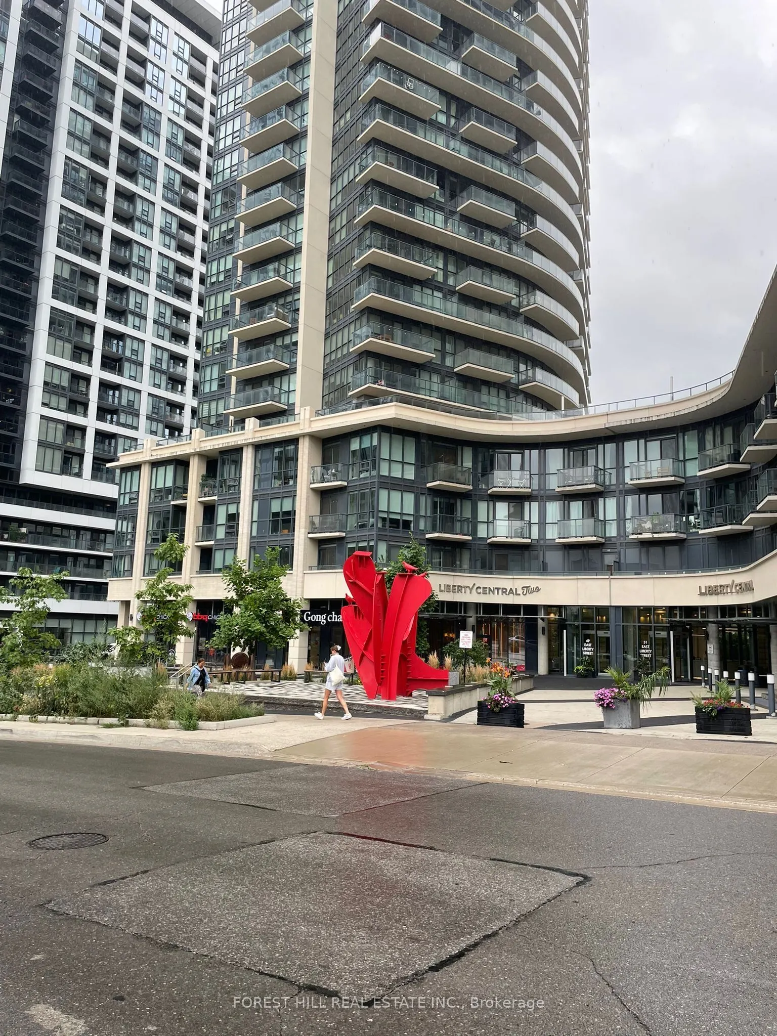 49 East Liberty Street E, #1212